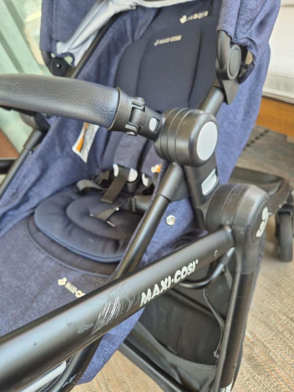 (#PG5238) Coche Travel System modelo Zelia + Huevito modelo Mico Max 30 + Base. Marca Maxi Cosi