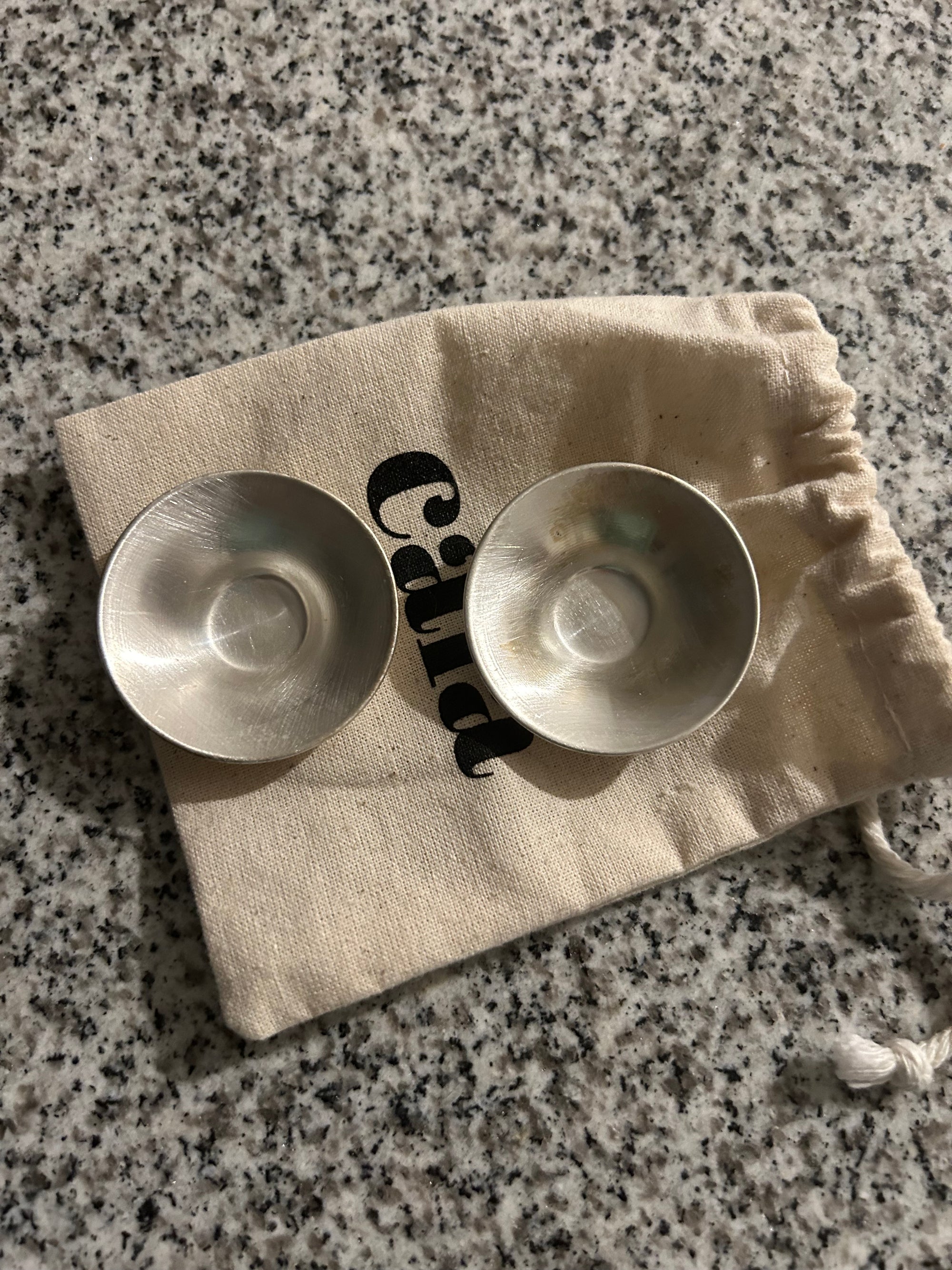 (#PG4979) Copitas de plata. Marca Cala