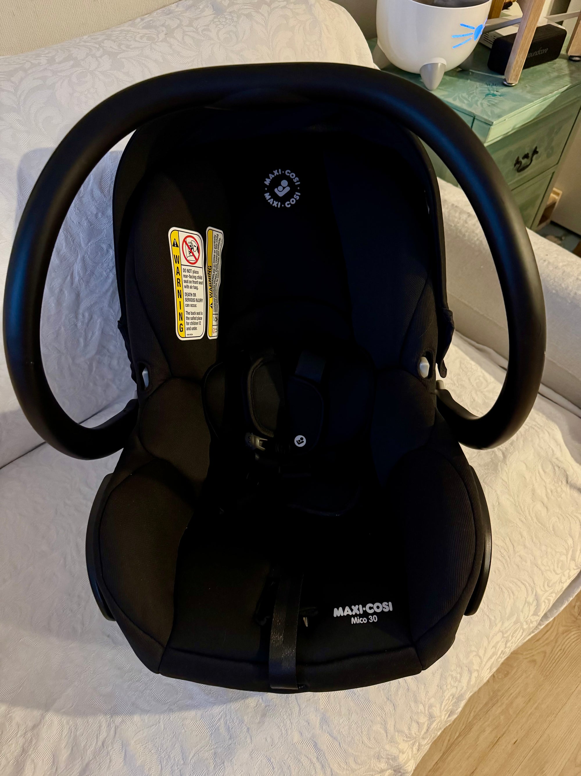 (#PG5190) Silla de auto modelo Mico Max 30. Marca Maxi Cosi