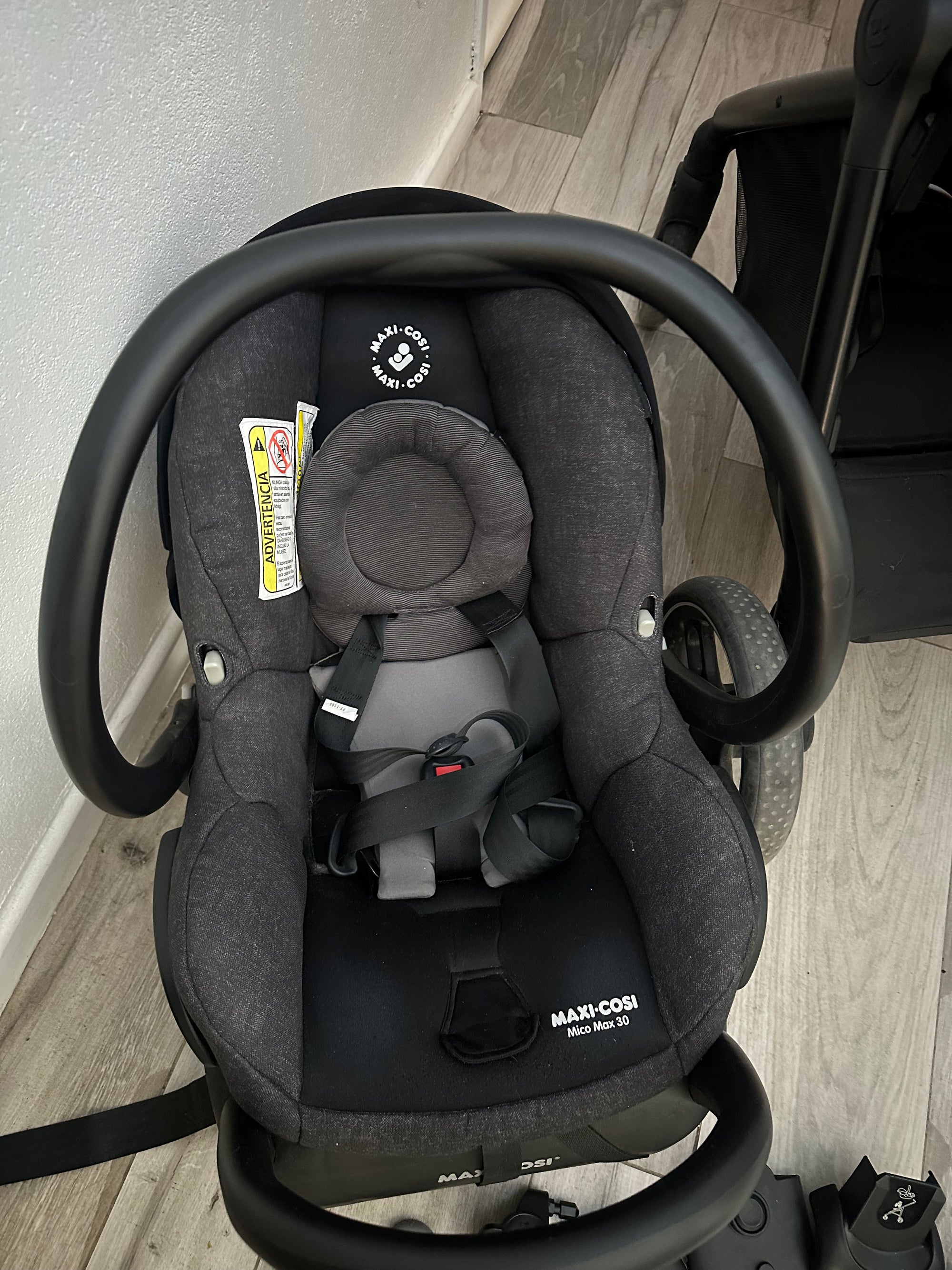 Coche travel System modelo Zelia 3. Marca Maxi Cosi (#PG5885)