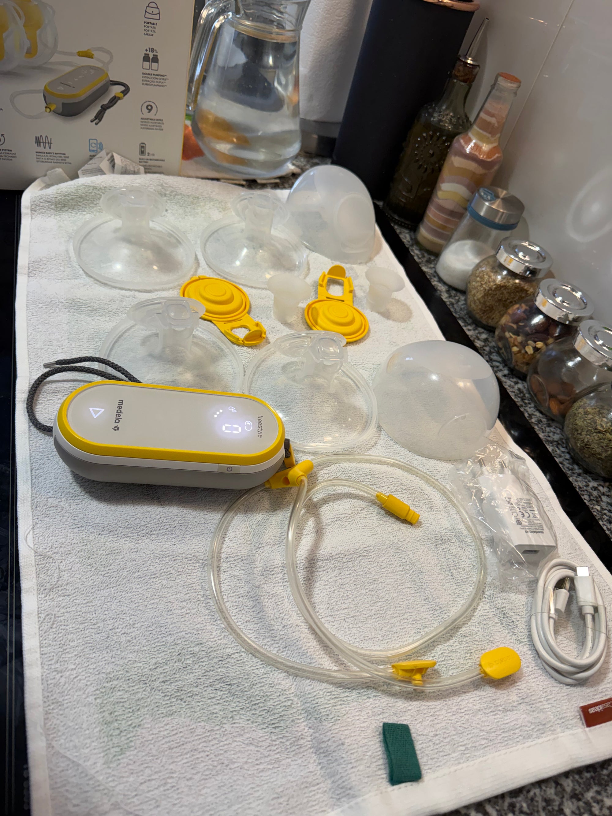 Extractor eléctrico doble Freestyle Flex manos libres. Marca Medela (#PG5779)