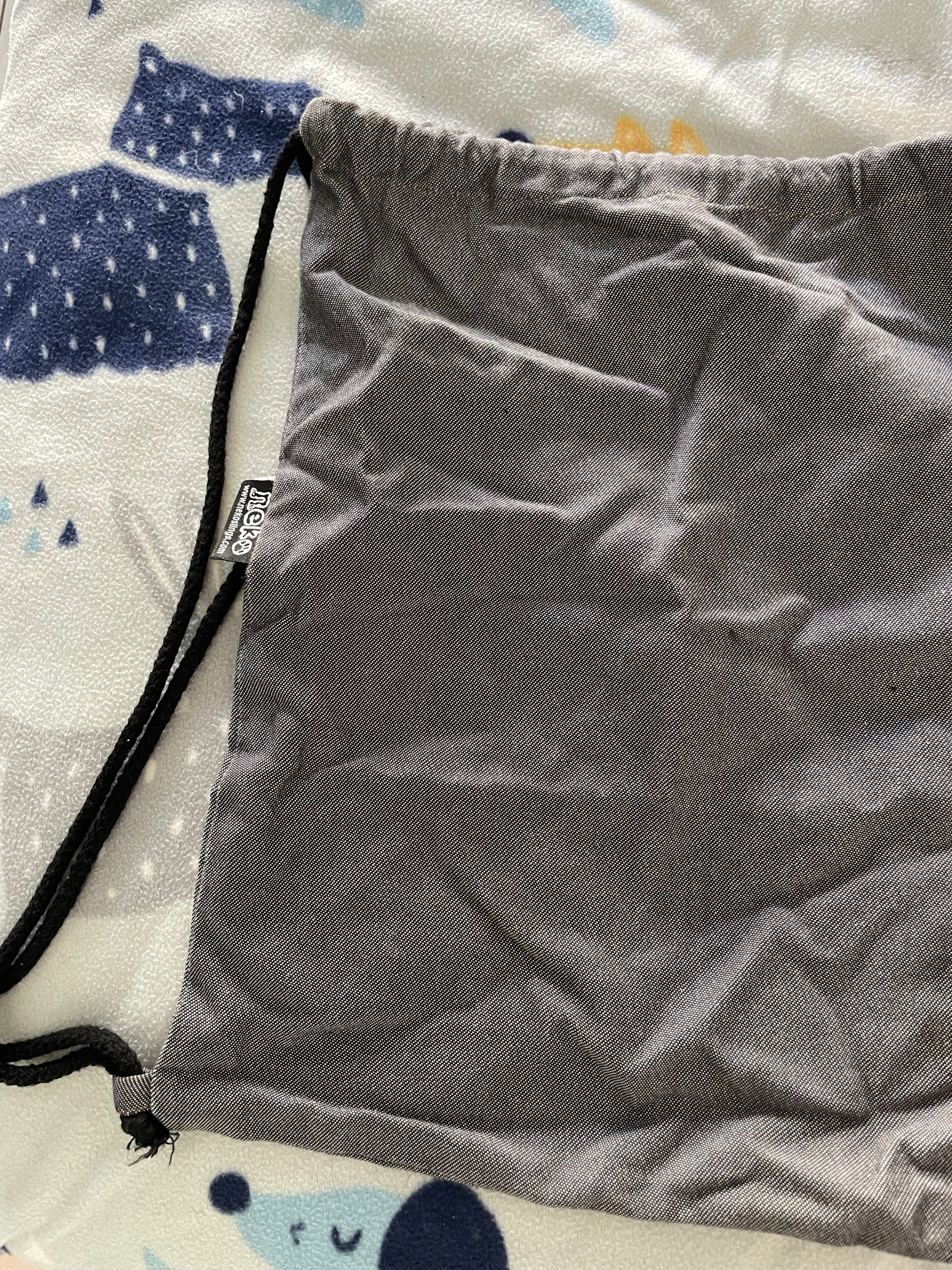 Mochila ergonómica, modelo switch baby. Marca Neko slings (#PG5609)