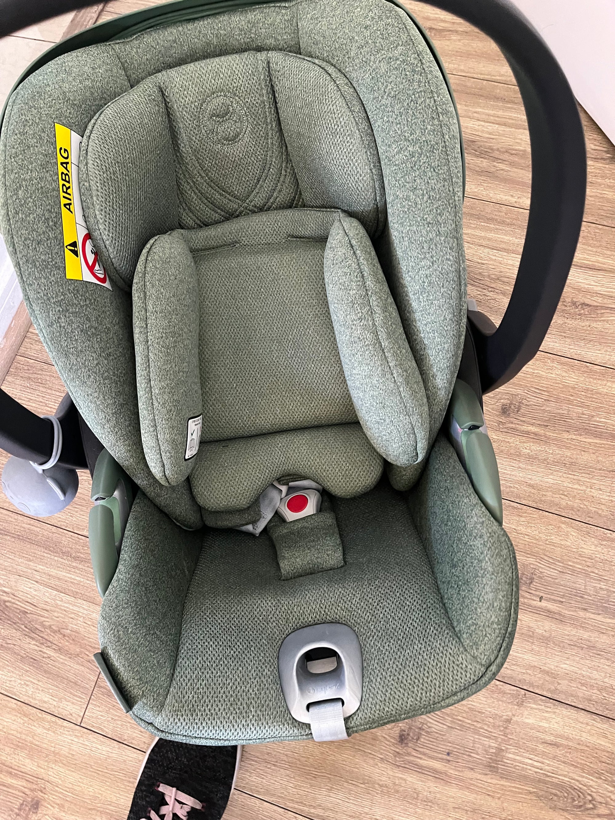 (#PG5460) Silla nido auto modelo Cloud-T. Marca Cybex