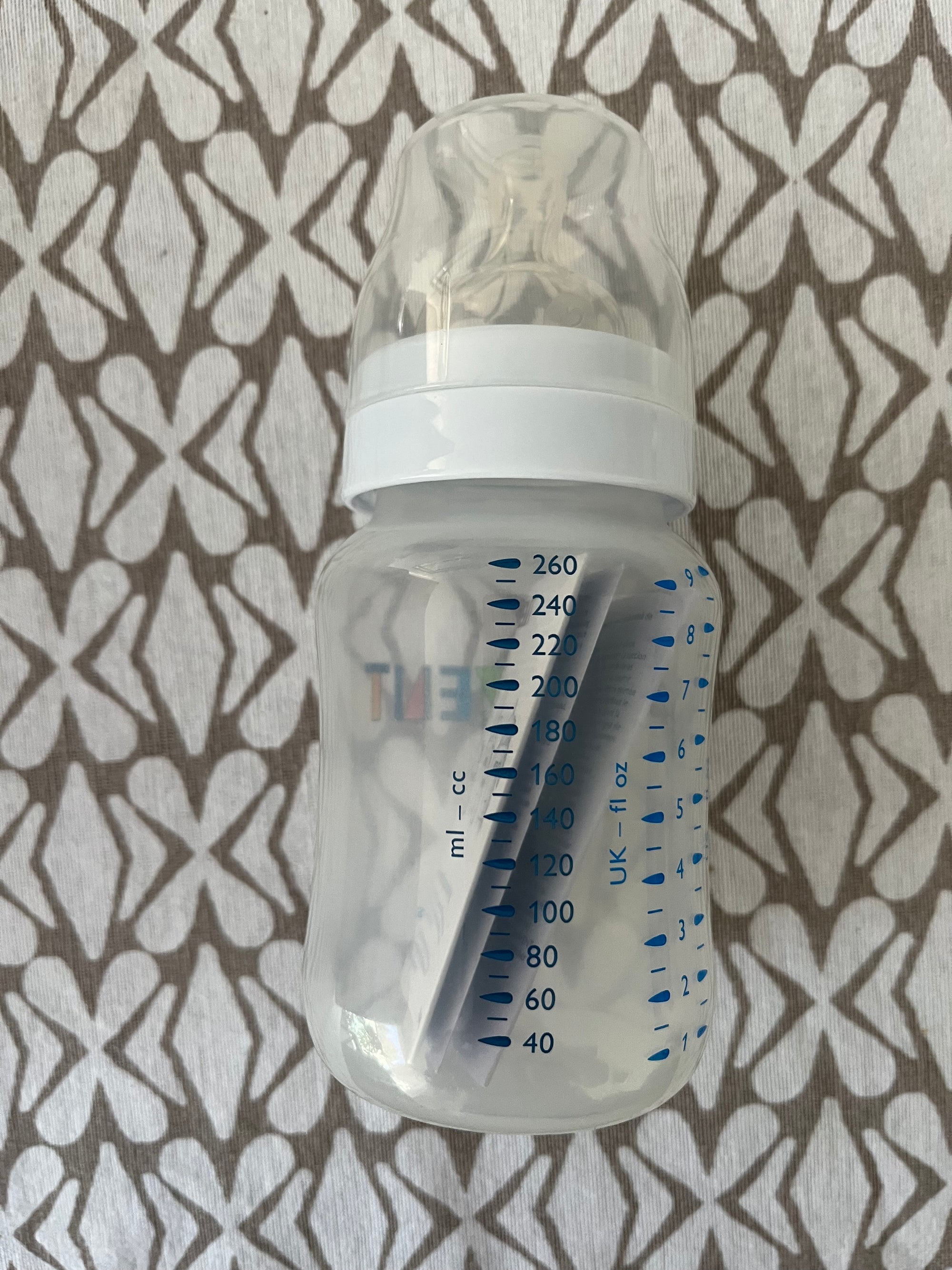 (#PG5283) Esterilizador de mamaderas a vapor + 1 mamadera. Marca Philips Avent