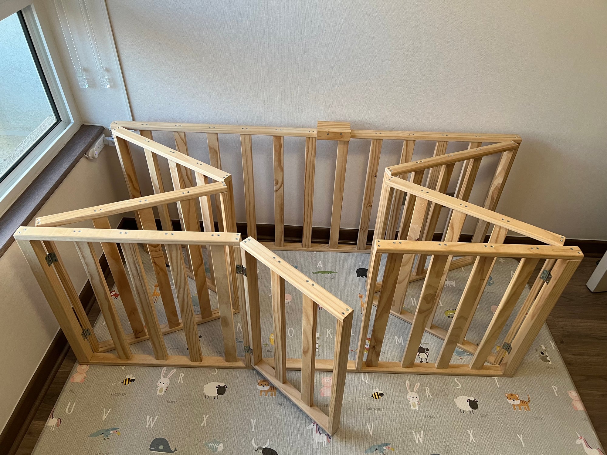 (#PG5453) Corral de madera plegable. Marca Corrales Plin Plin