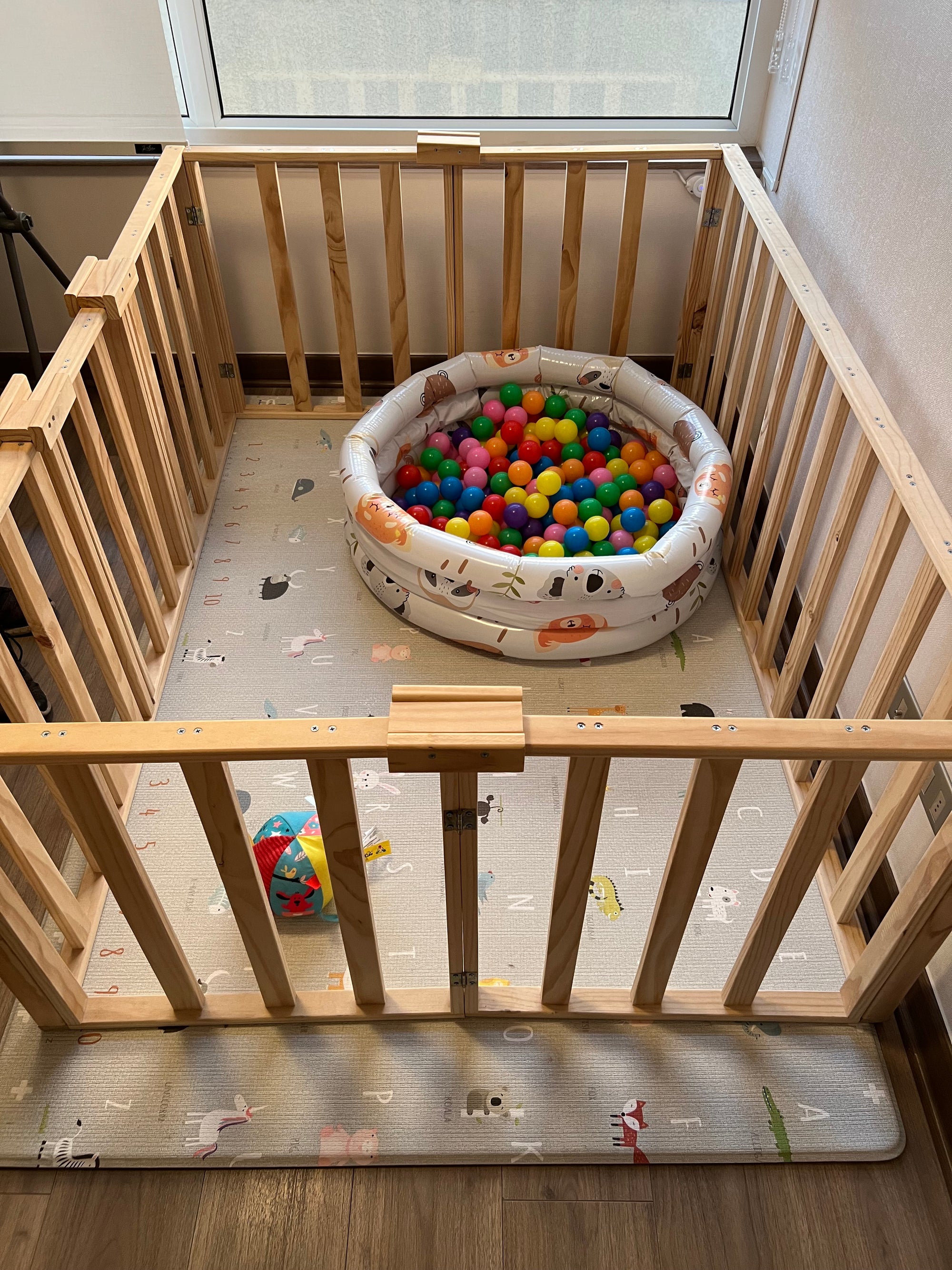 (#PG5453) Corral de madera plegable. Marca Corrales Plin Plin