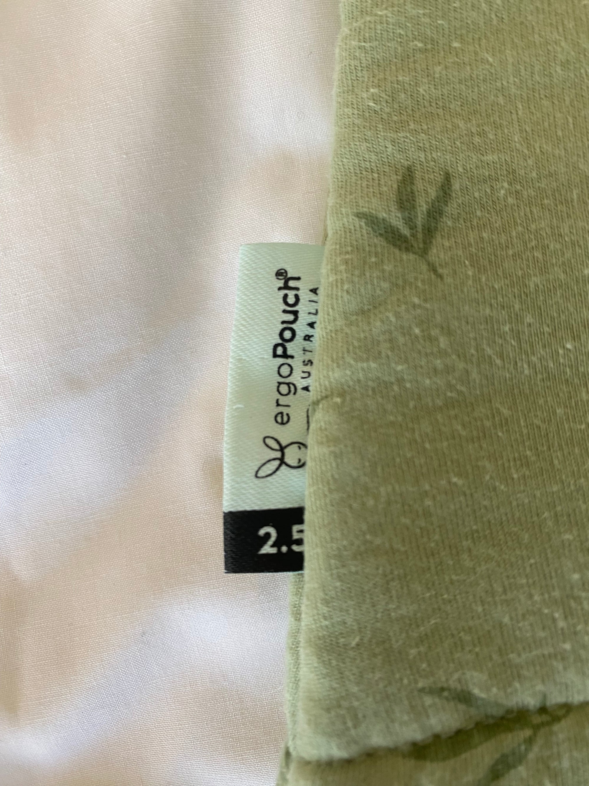 Saquito de dormir, modelo sleeping bag TOG 1.0. Marca Ergopouch (#PG5614)