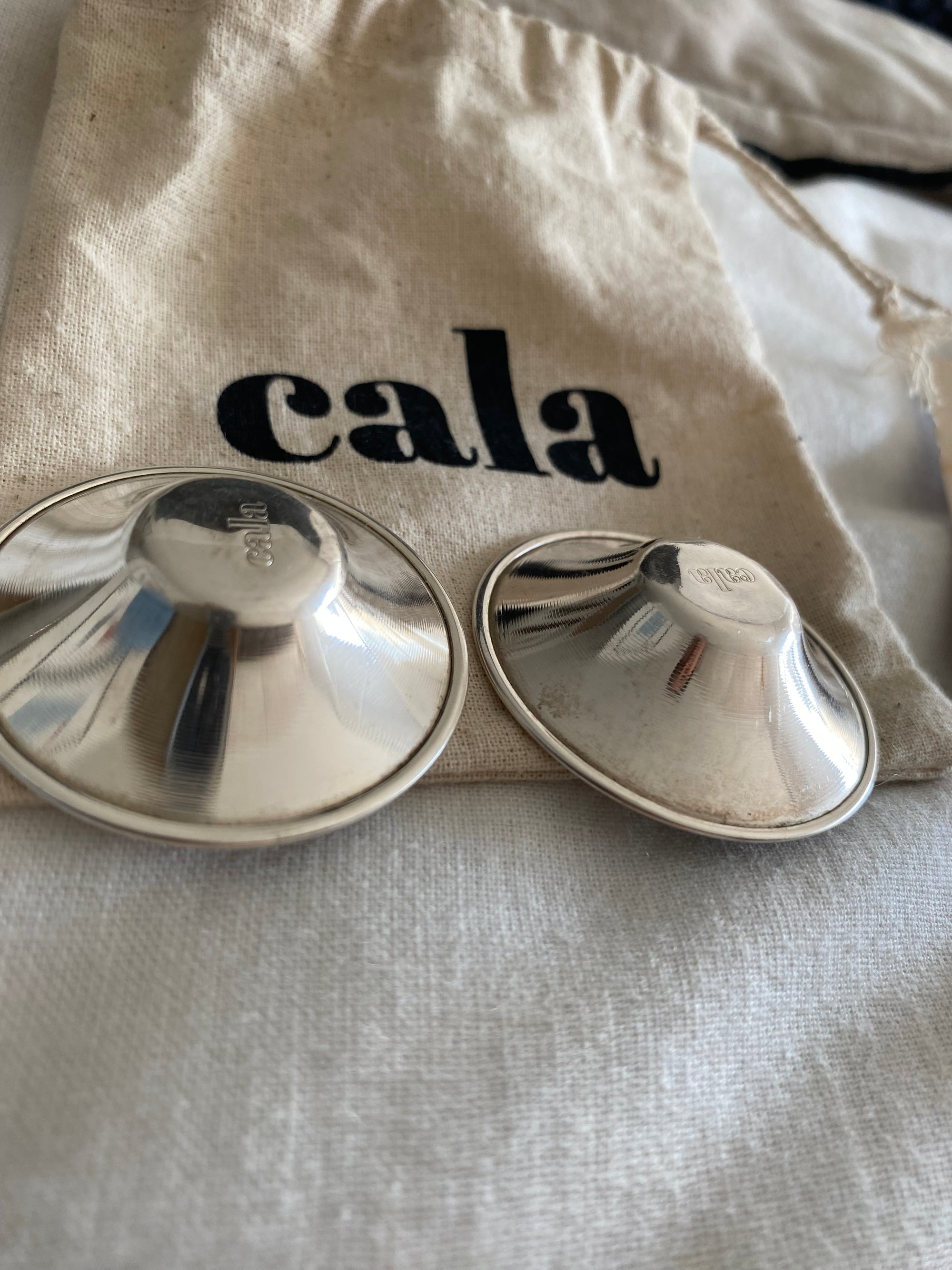 (#PG4985) Copitas de plata. Marca Cala