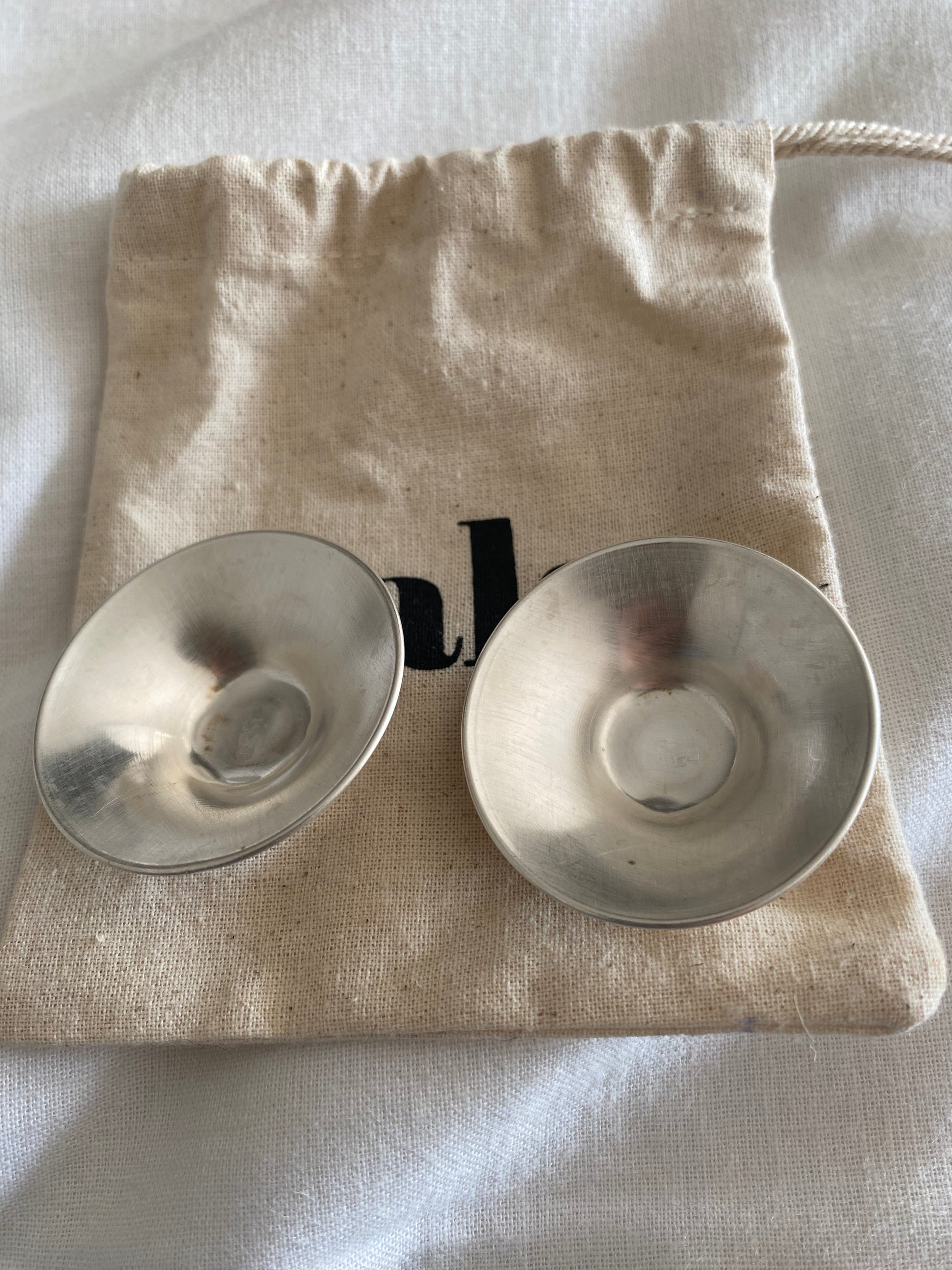 (#PG4985) Copitas de plata. Marca Cala