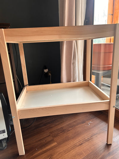 (#PG5073) Mudador modelo SNIGLAR color madera y blanco. Marca IKEA