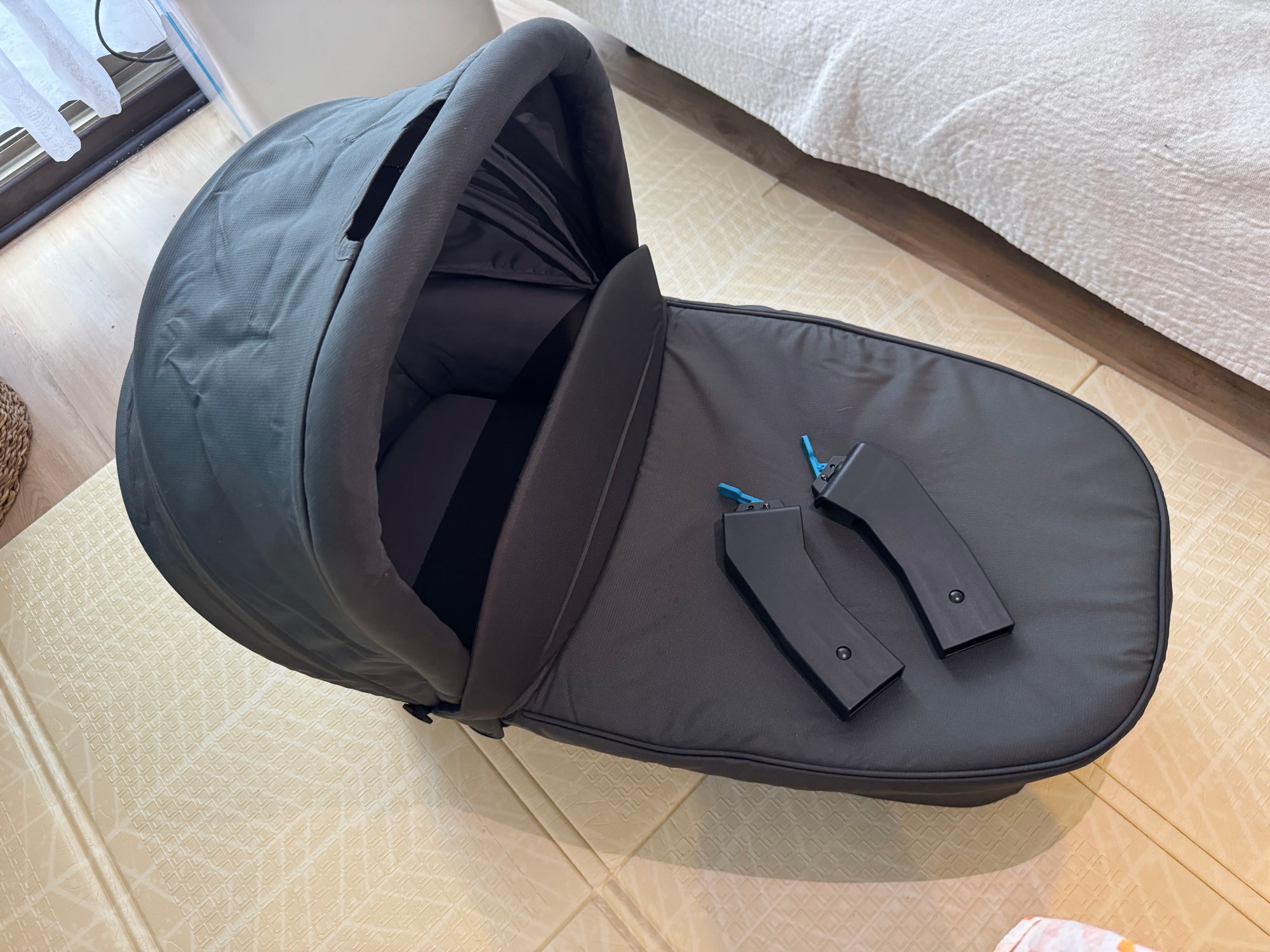(#PG5431) Moisés modelo Urban Glide Bassinet Black. Marca Thule