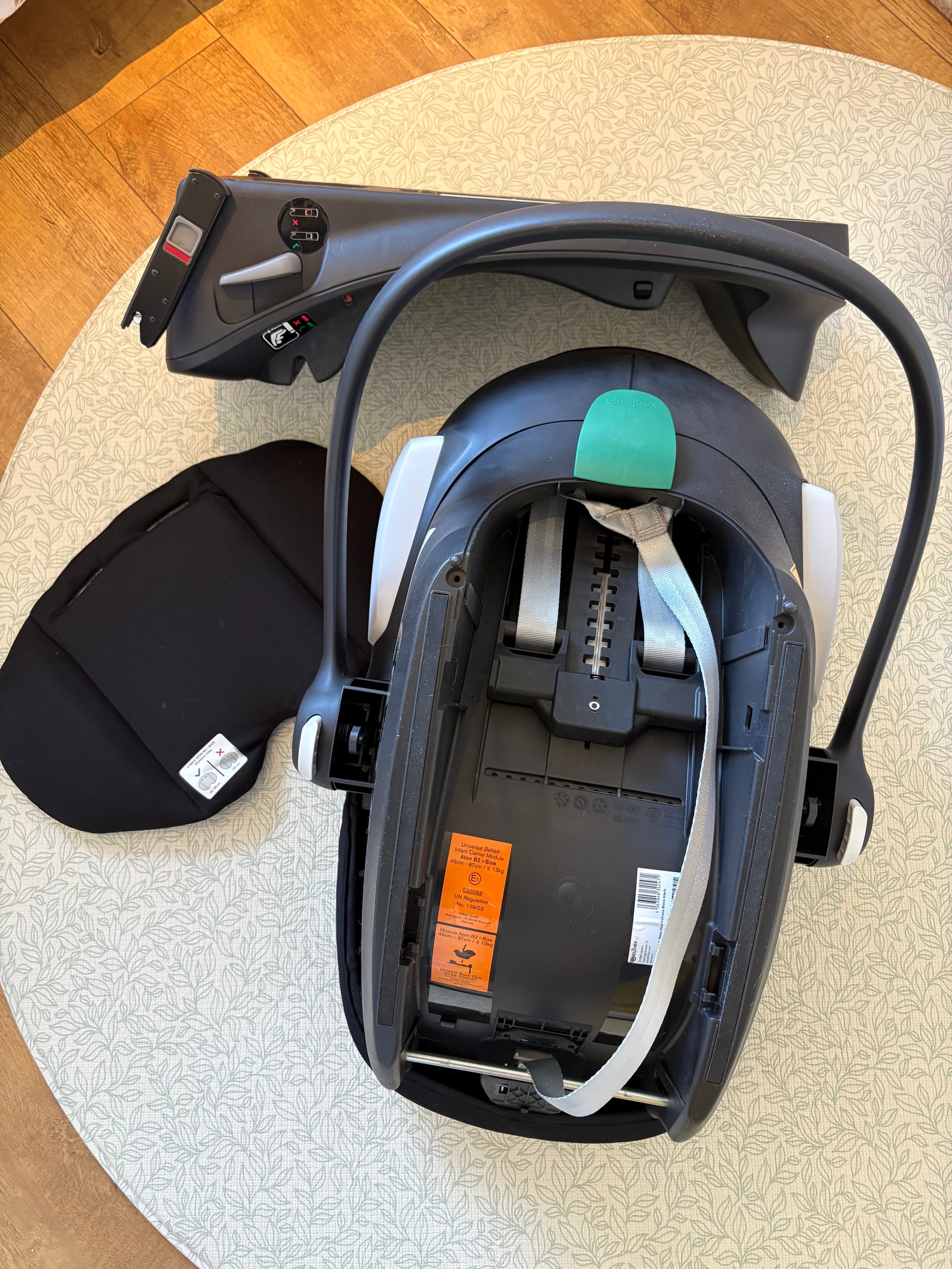 Silla de auto, modelo Aton B2. Marca Cybex (#PG5665)