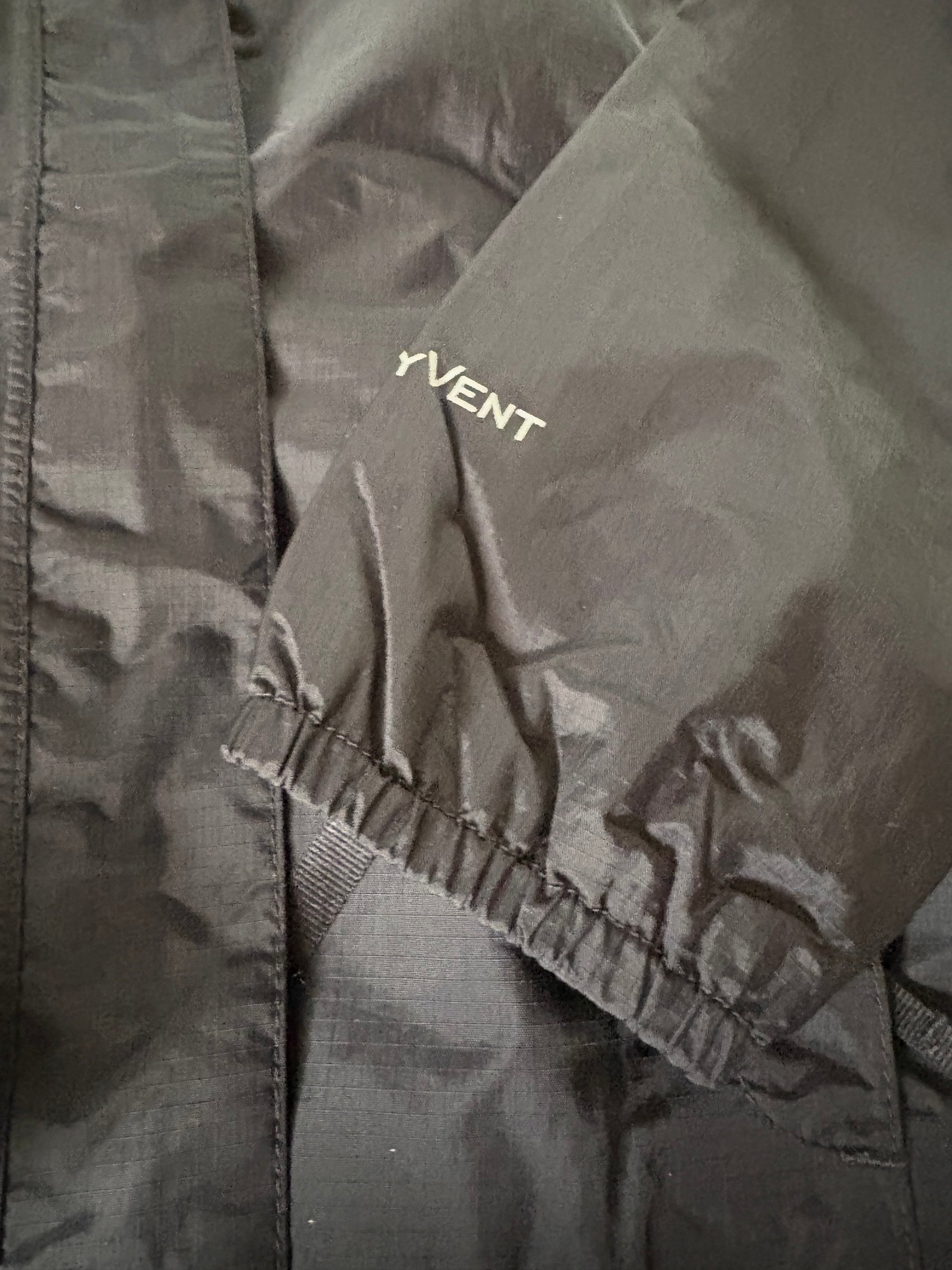 Chaqueta impermeable negra, talla S. Marca The North Face (#PG5747)