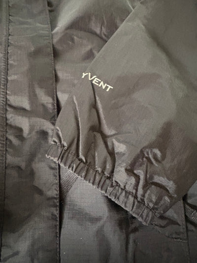 Chaqueta impermeable negra, talla S. Marca The North Face (#PG5747)