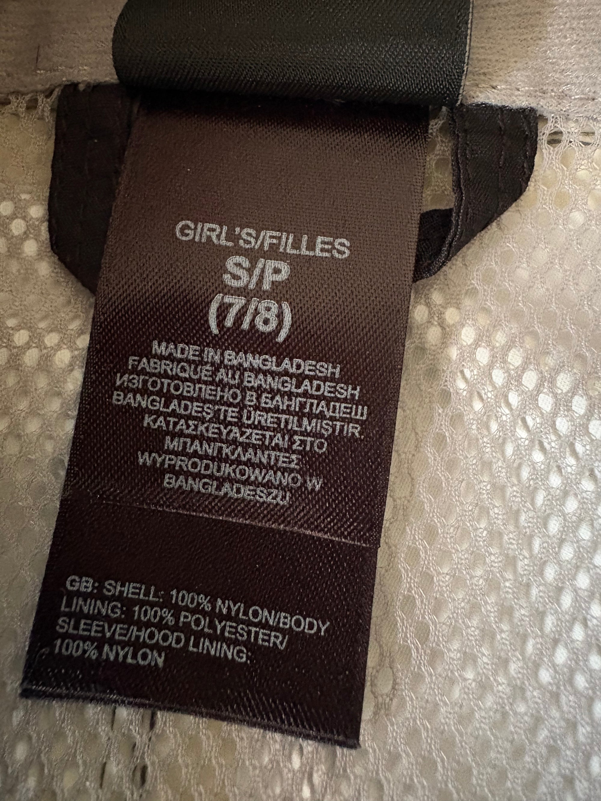 Chaqueta impermeable negra, talla S. Marca The North Face (#PG5747)