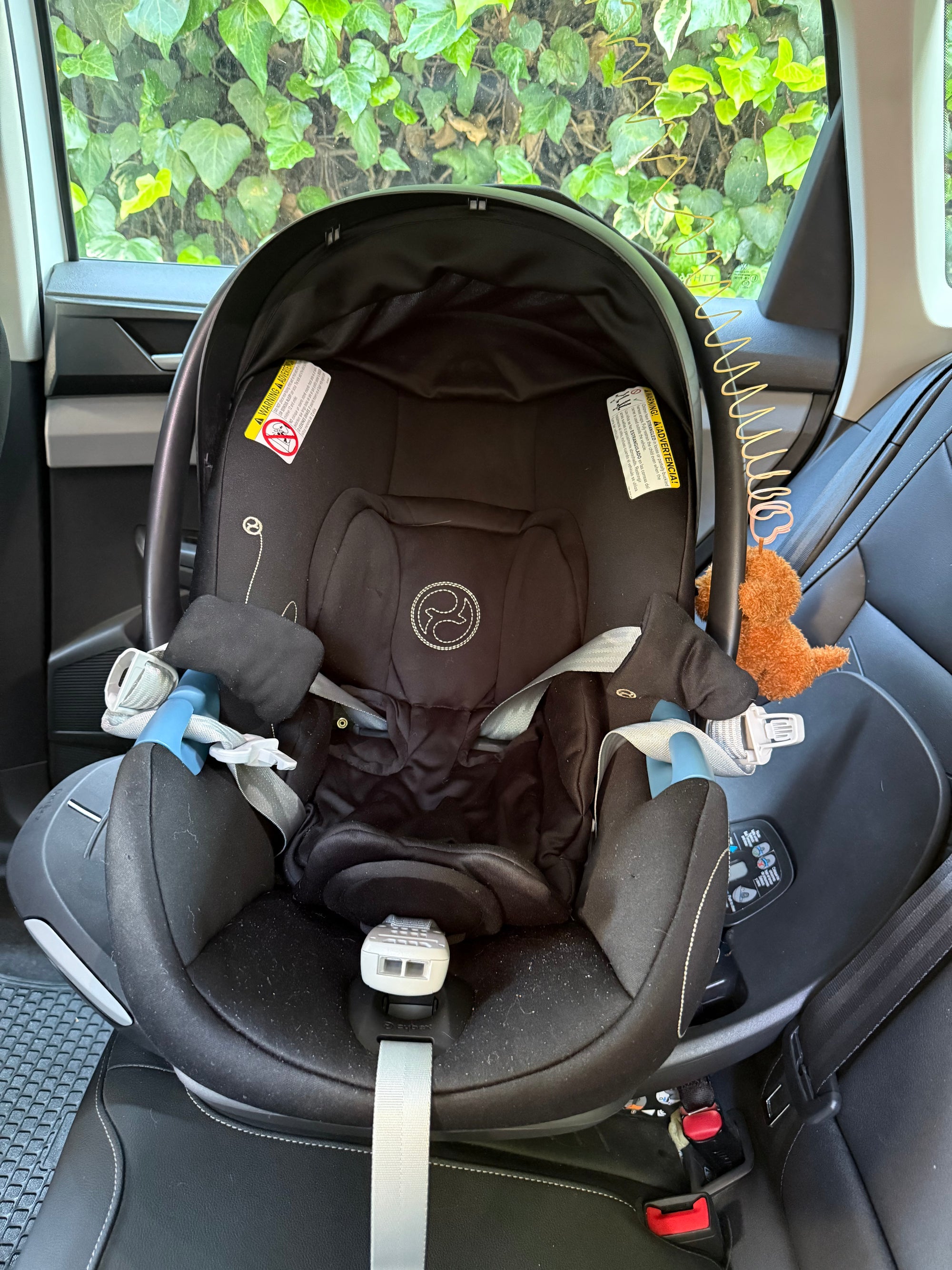 (#PG5336) Silla de auto modelo Aton G + Base. Marca Cybex