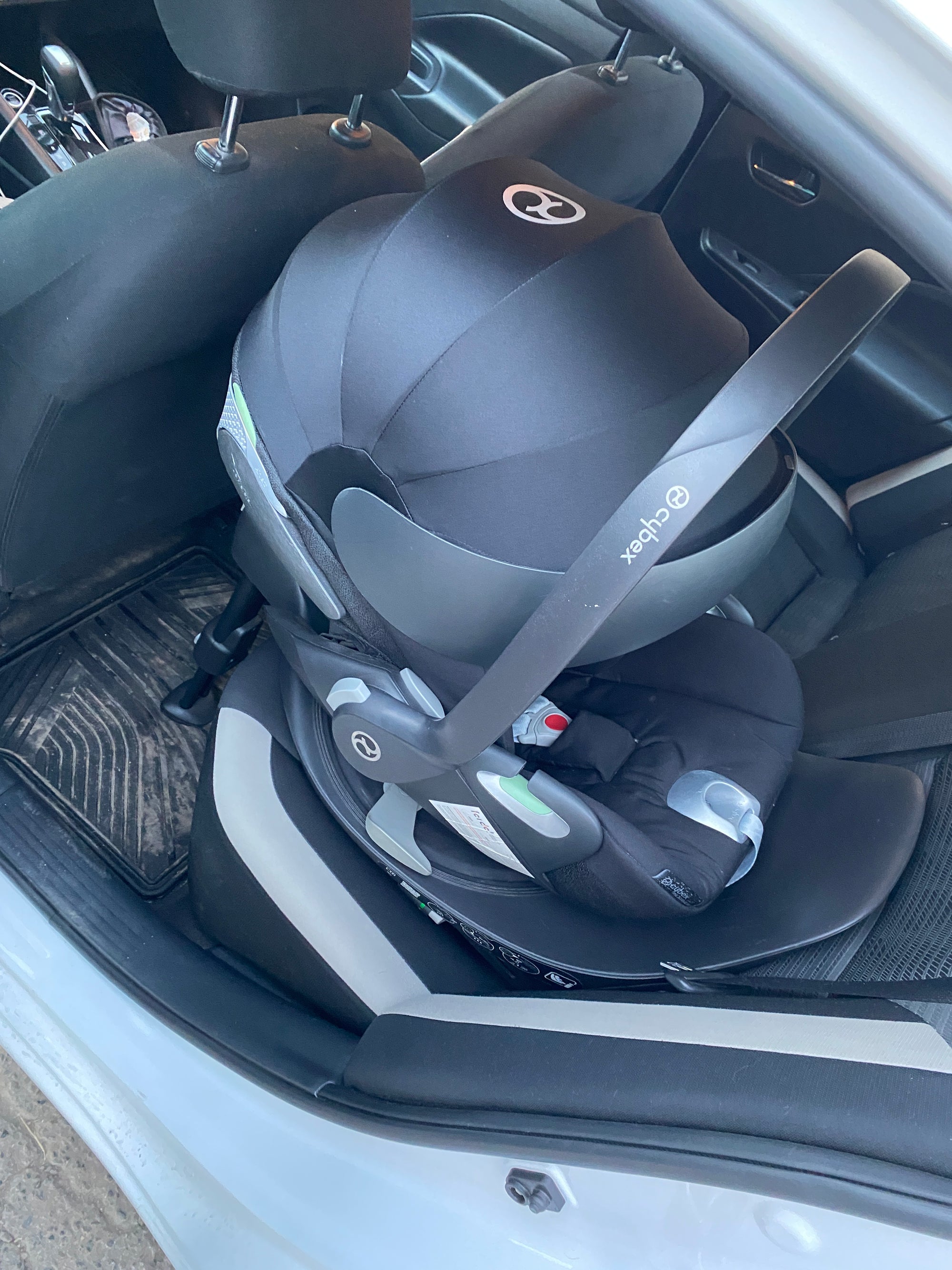 (#PG4905) Silla de auto modelo Cloud T + Base T i-Size. Marca Cybex