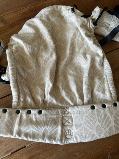 (#PG5418) Mochila ergonómica modelo Perla tamaño Toddler. Marca Neko Slings