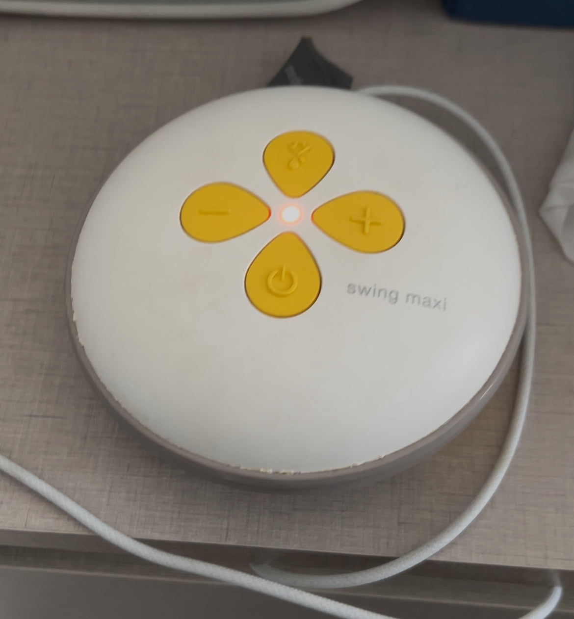 Extractor de leche eléctrico doble modelo Swing Maxi. Marca Medela (#PG5869)