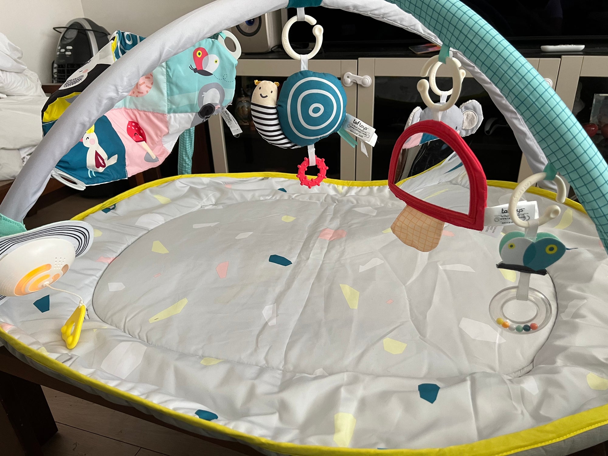 (#PG4242) Gimnasio modelo All Around Me. Marca Taf Toys