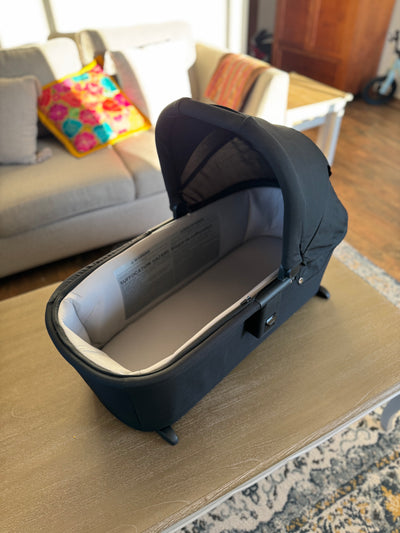 Moisés para coche, modelo Zinnia. Marca Britax (#PG5593)