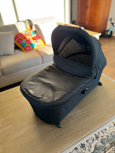 Moisés para coche, modelo Zinnia. Marca Britax (#PG5593)