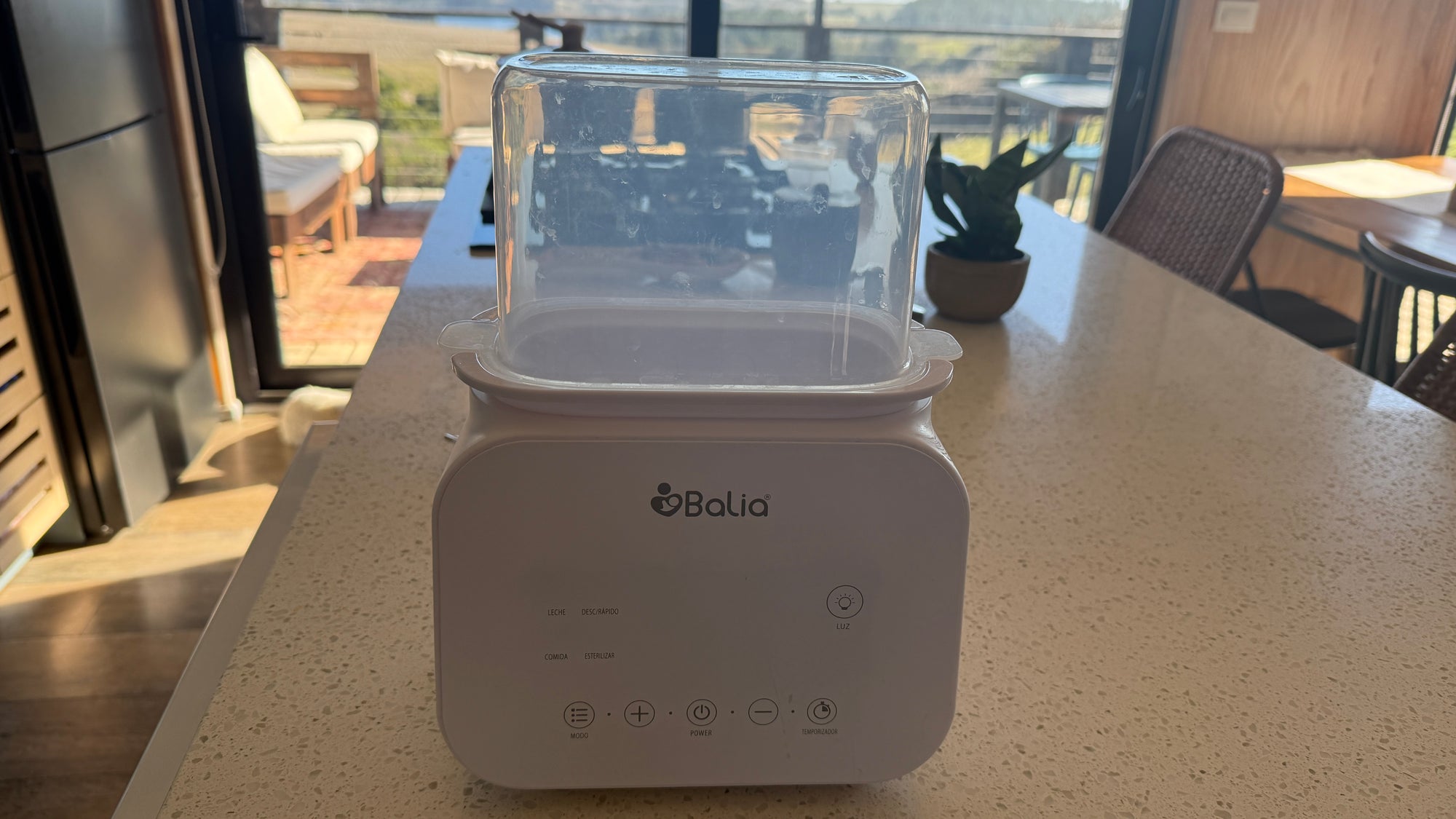 (#PG4972) Calentador de mamaderas 4 en 1. Marca Balia