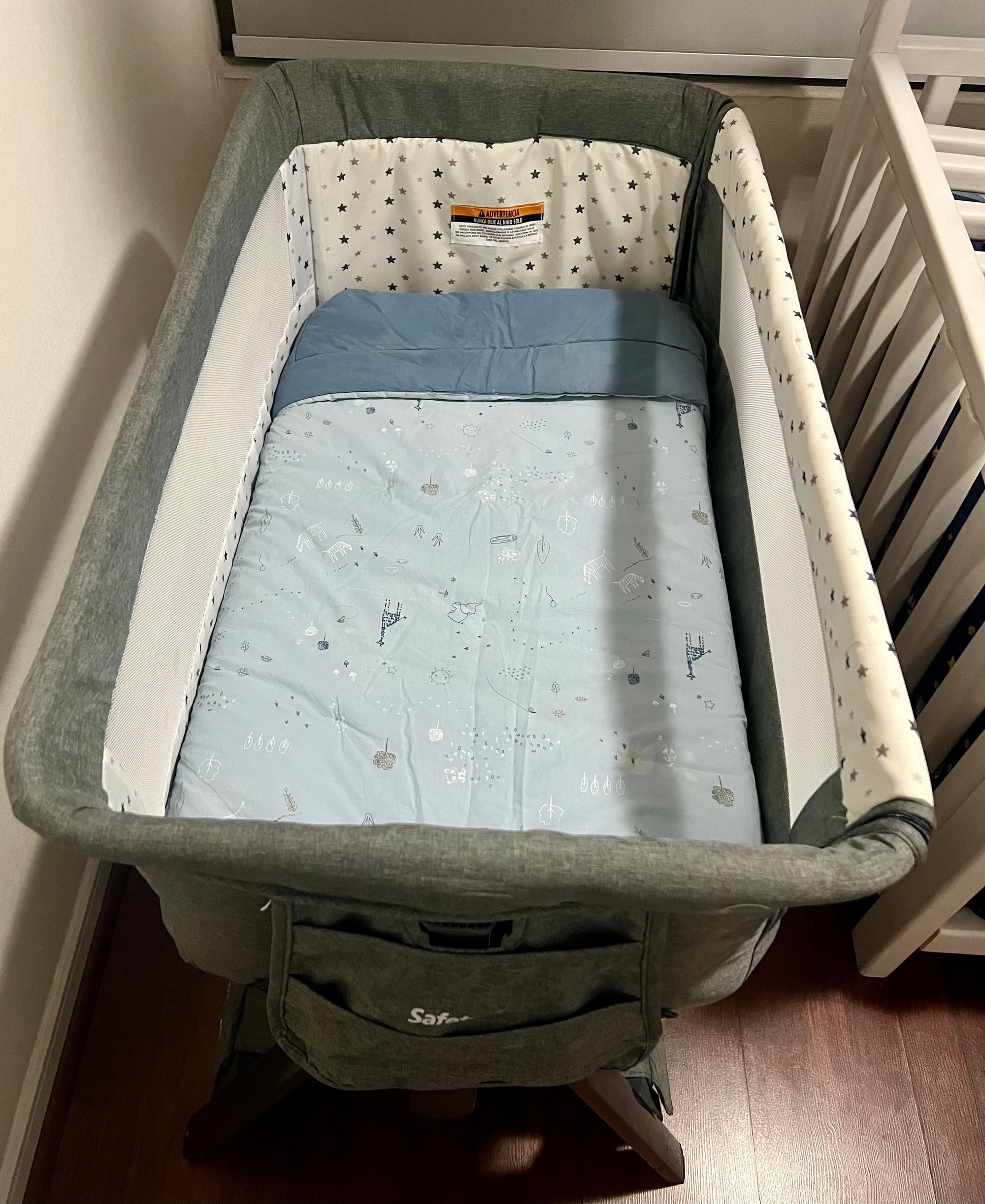 (#PG4380) Cuna colecho modelo Dream with Me + Colchón. Marca Safety 1st e Infanti