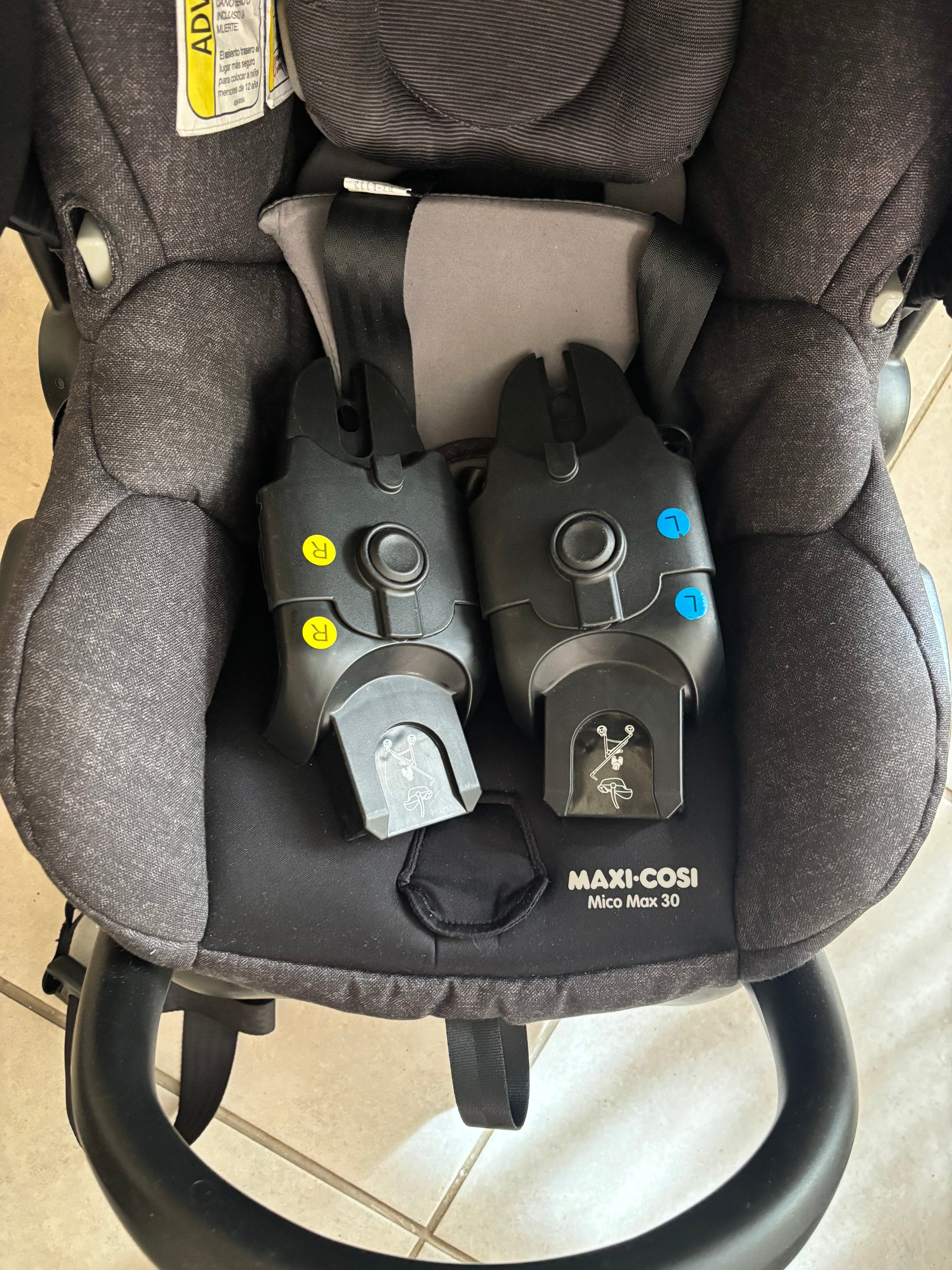 (#PG4976) Coche Travel System modelo Zelia 3 Essential Grey. Marca Maxi Cosi