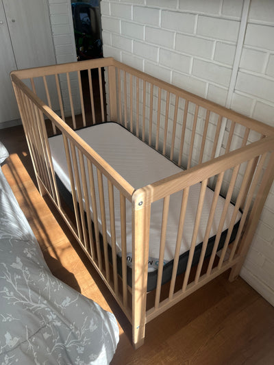 (#PG4744) Cuna de madera modelo Hanna. Marca Pinolino