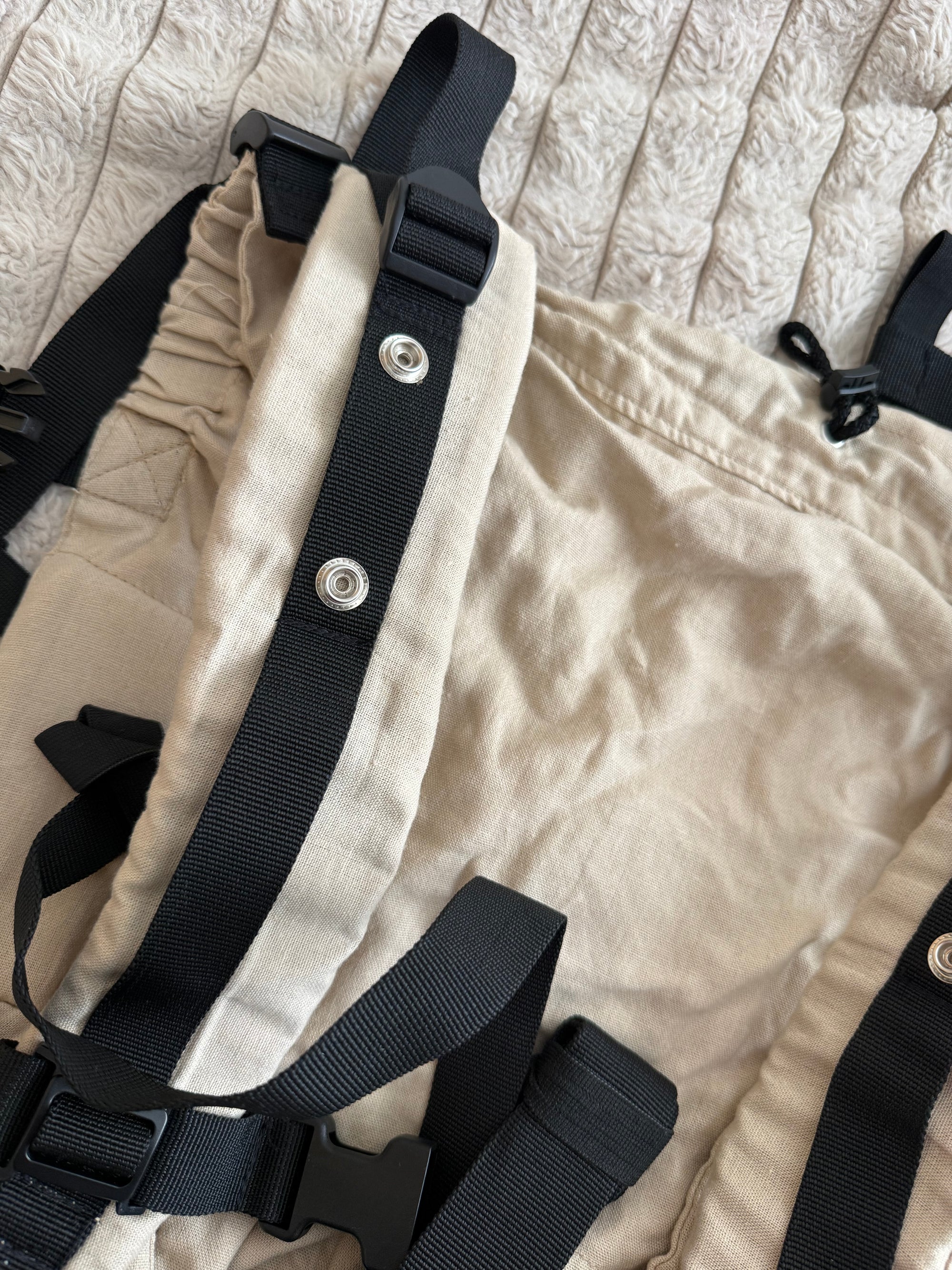 (#PG5289) Mochila ergonómica modelo Baby &amp; Toddler algodón-lino. Marca Mammalia Ergo