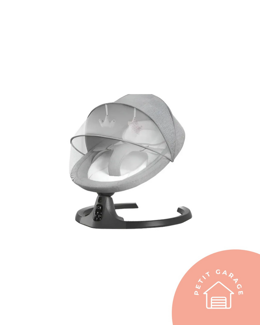 (#PG4829) Silla mecedora color gris. Marca Pette Bear