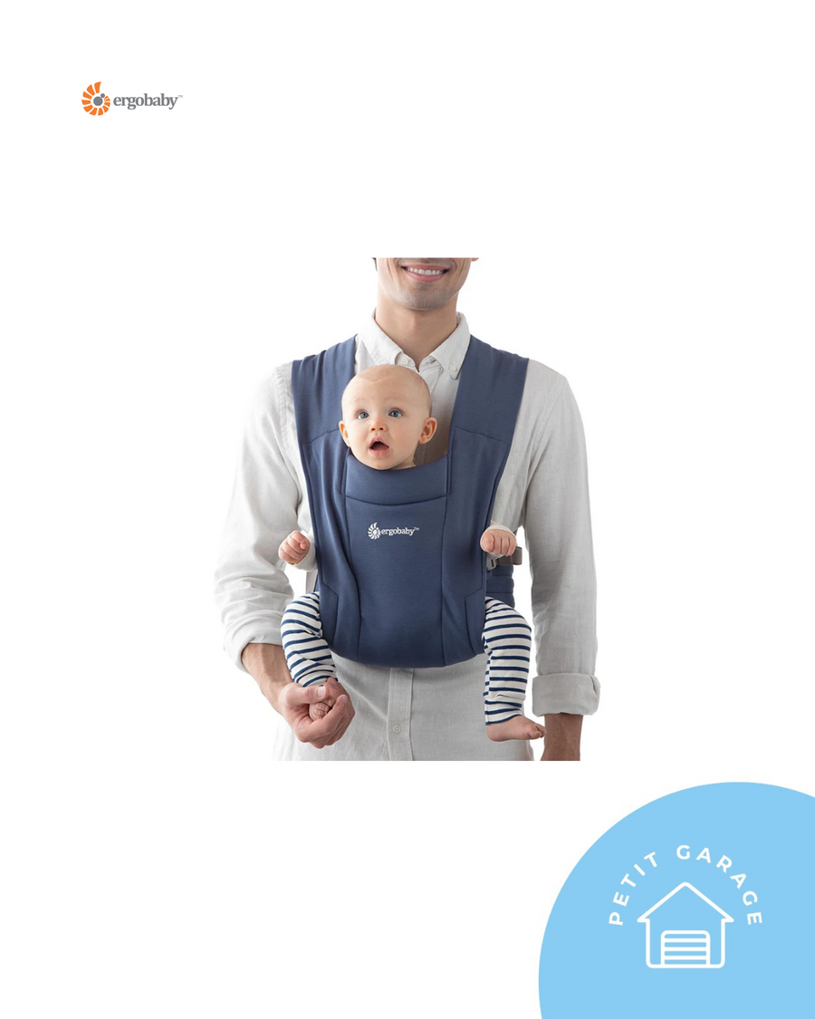 (#PG5010) Portabebé modelo Embrace color Soft Navy. Marca Ergobaby