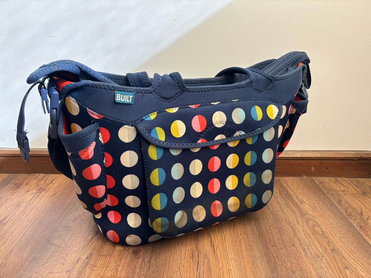 (#PG3504) Bolso maternal. Marca Built