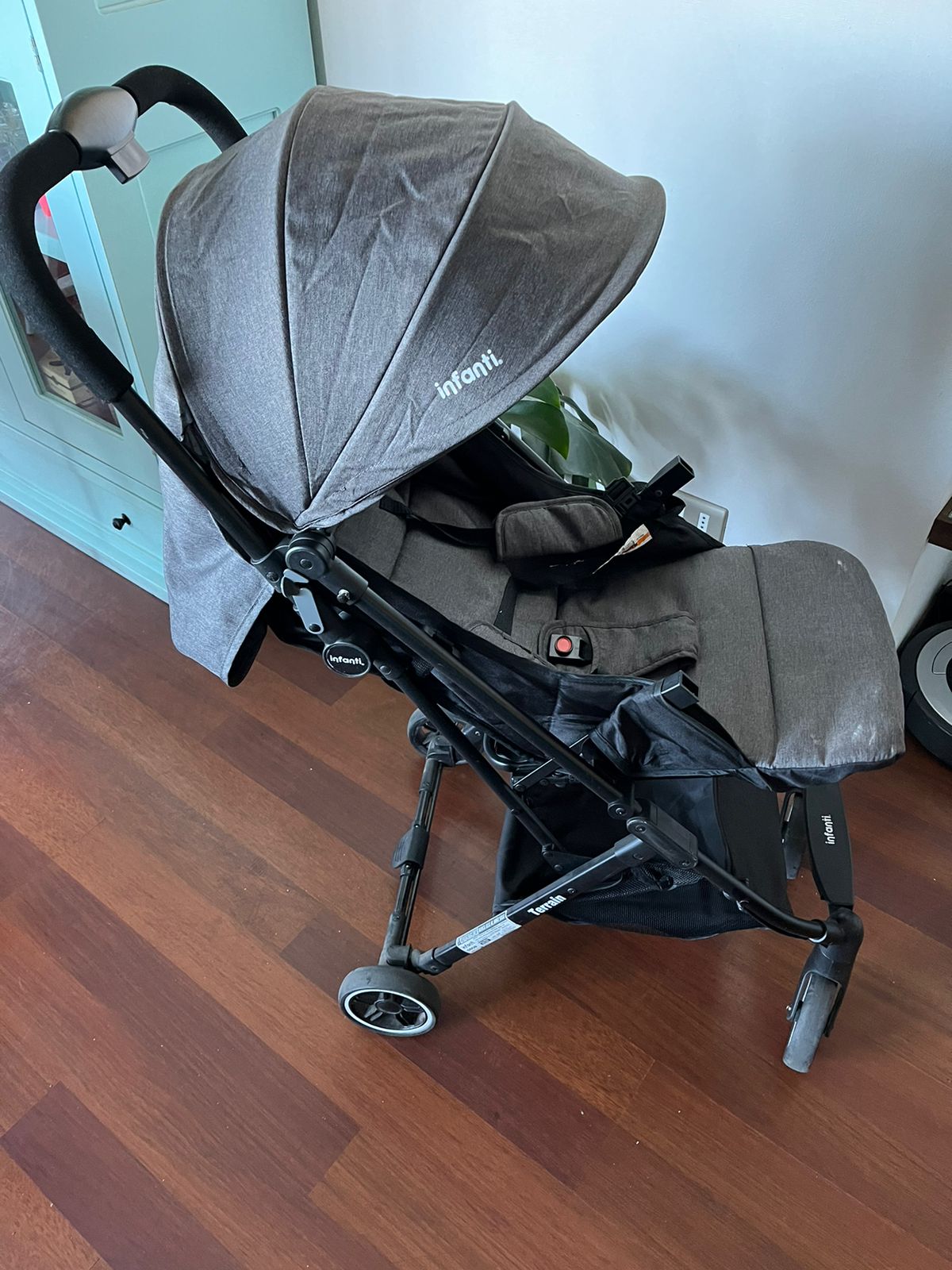 (#PG3532) Coche paseo Terrain Black. Marca Infanti