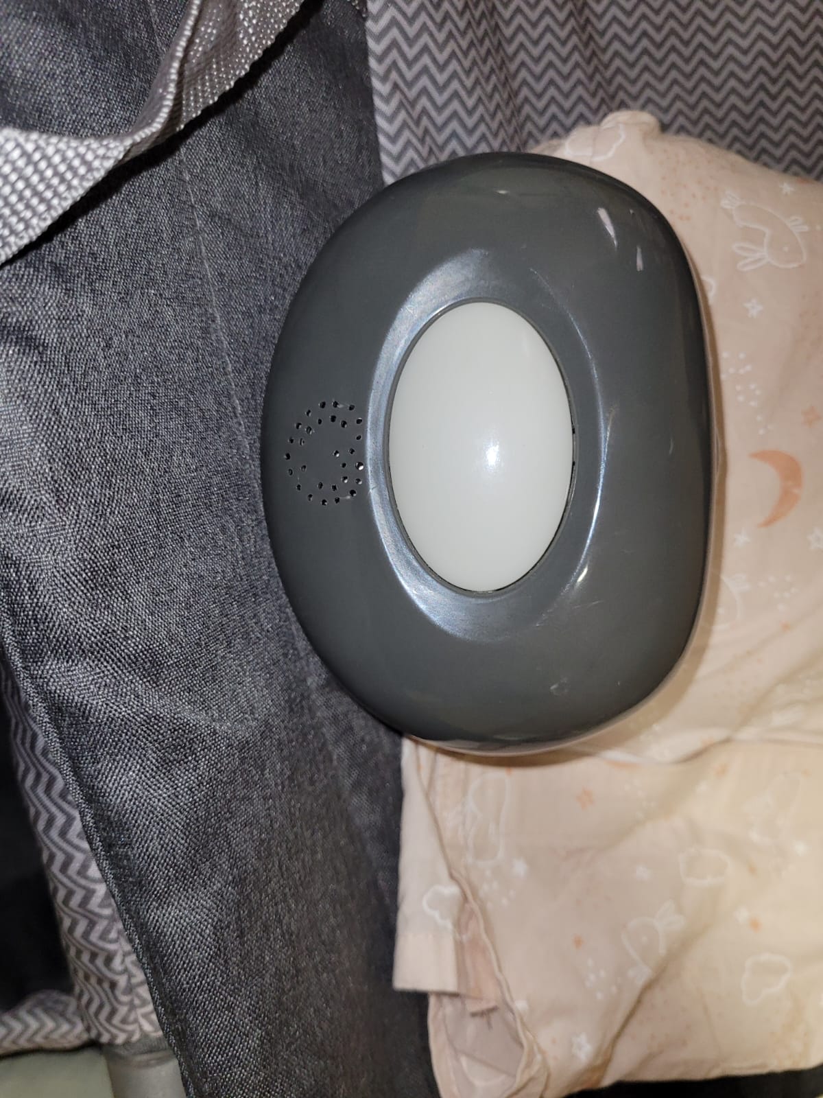 (#PG3543) Cuna Playard Luna Grey Dots. Marca Infanti