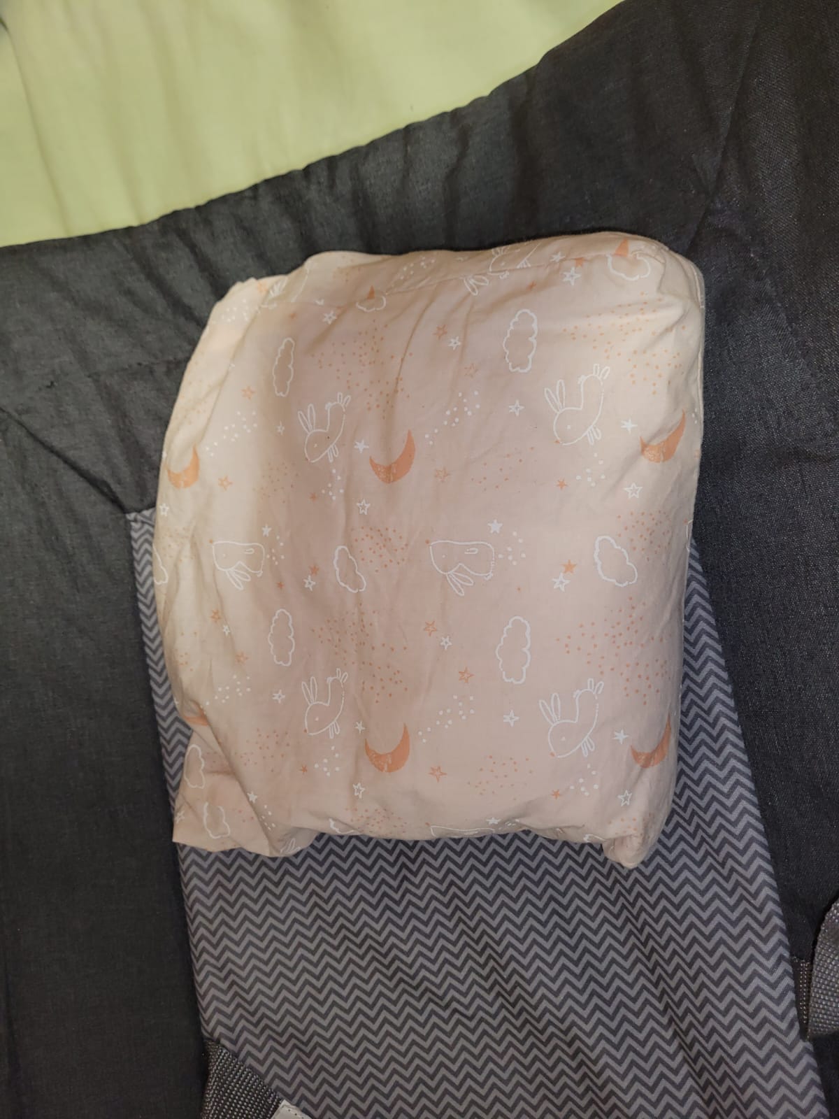 (#PG3543) Cuna Playard Luna Grey Dots. Marca Infanti