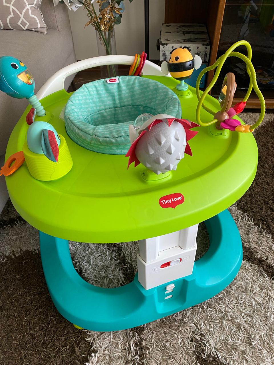 (#PG3545) Centro de actividades 4 en 1 Grow Mobile. Marca Tiny Love