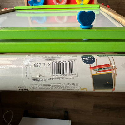 (#PG3550) Pizarra 3 en 1 + Rollo de papel. Marca HAPE y Casa & Ideas