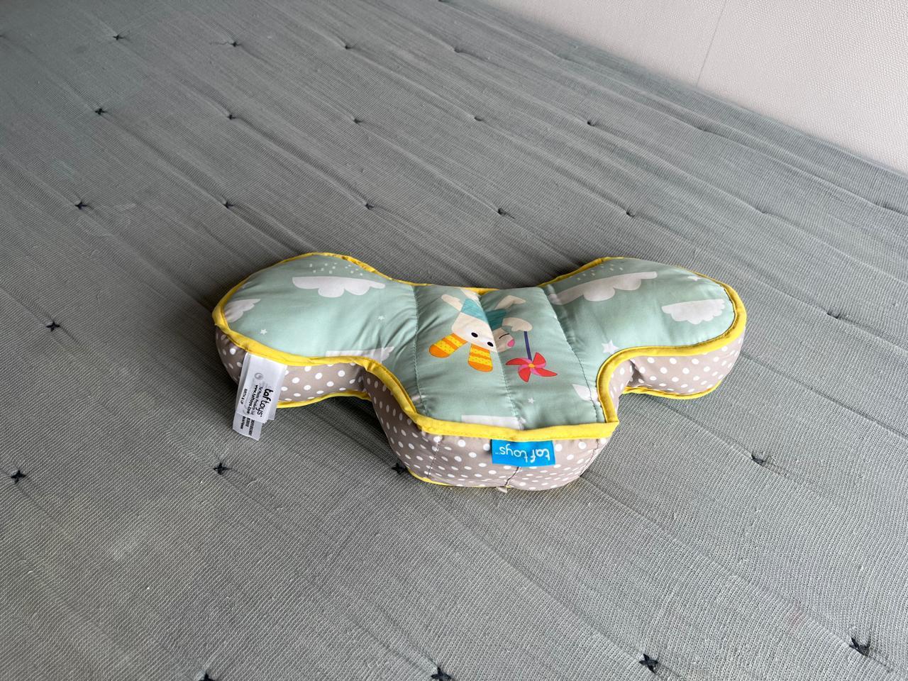 (#PG3572) Cojín de apoyo y estimulación. Marca Taf Toys