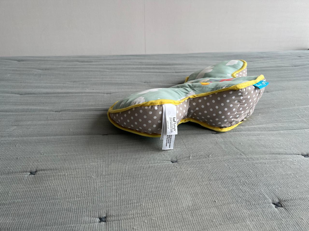 (#PG3572) Cojín de apoyo y estimulación. Marca Taf Toys