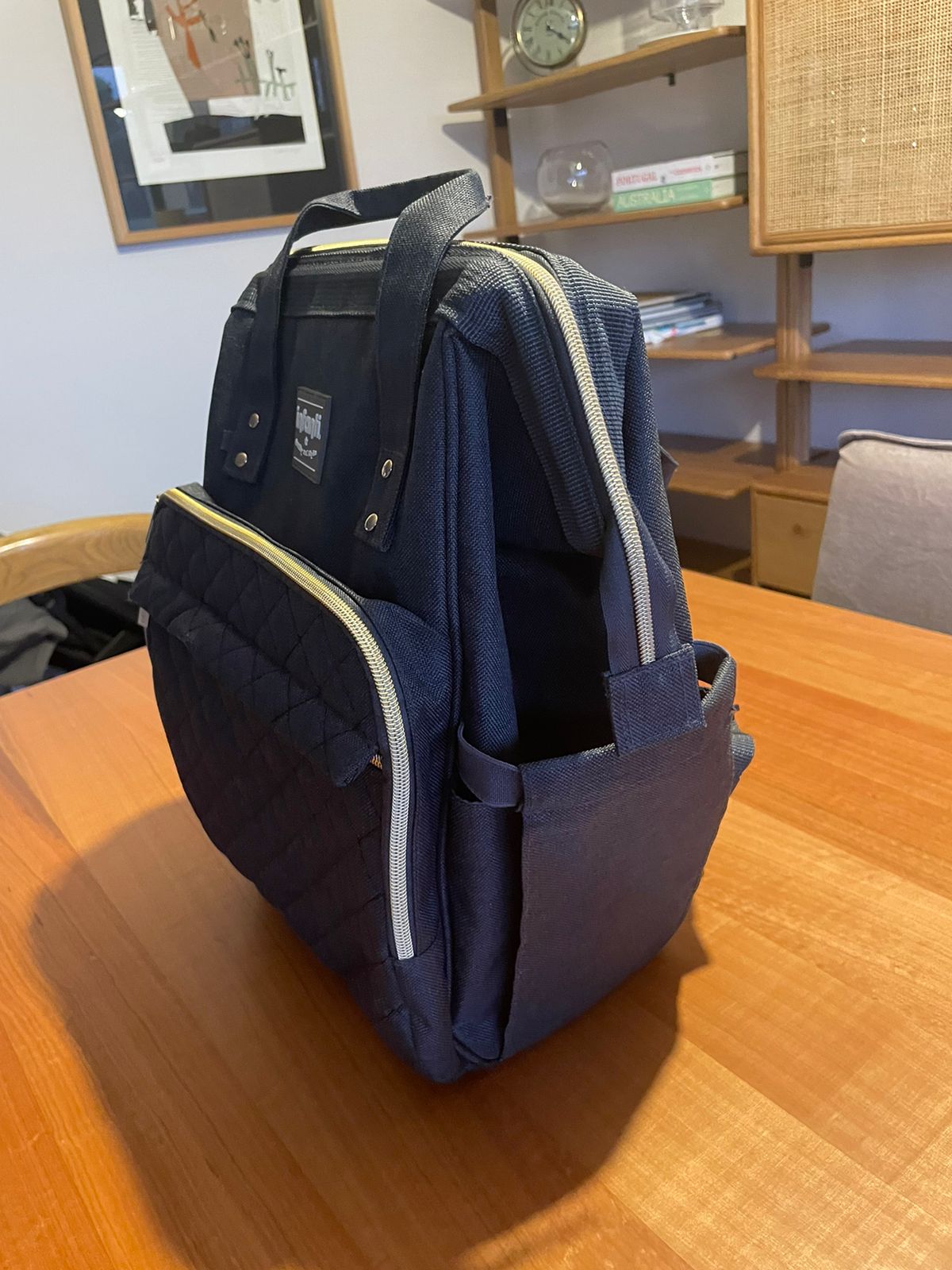 (#PG3583) Mochila pañalera. Marca Infanti