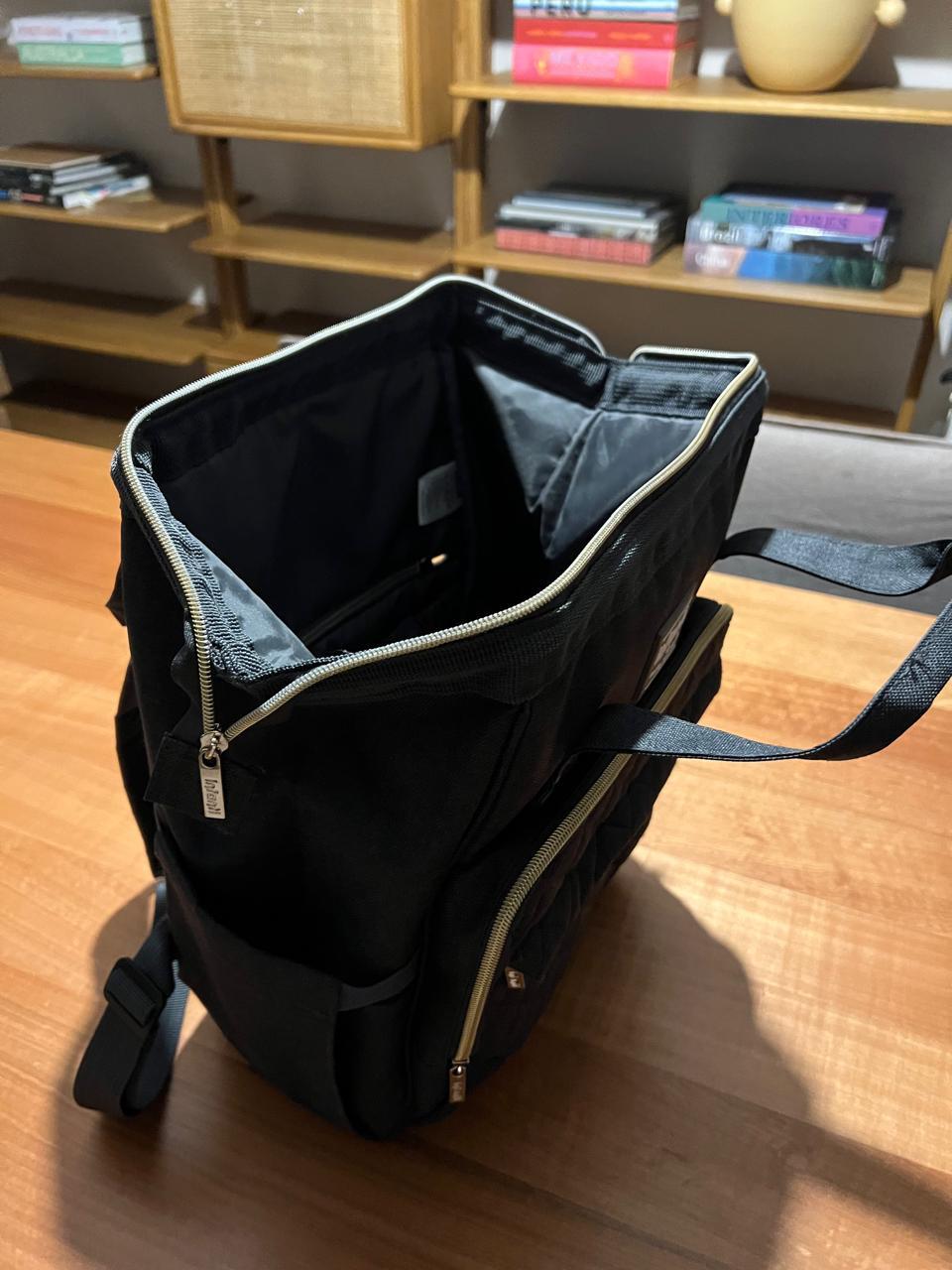 (#PG3583) Mochila pañalera. Marca Infanti