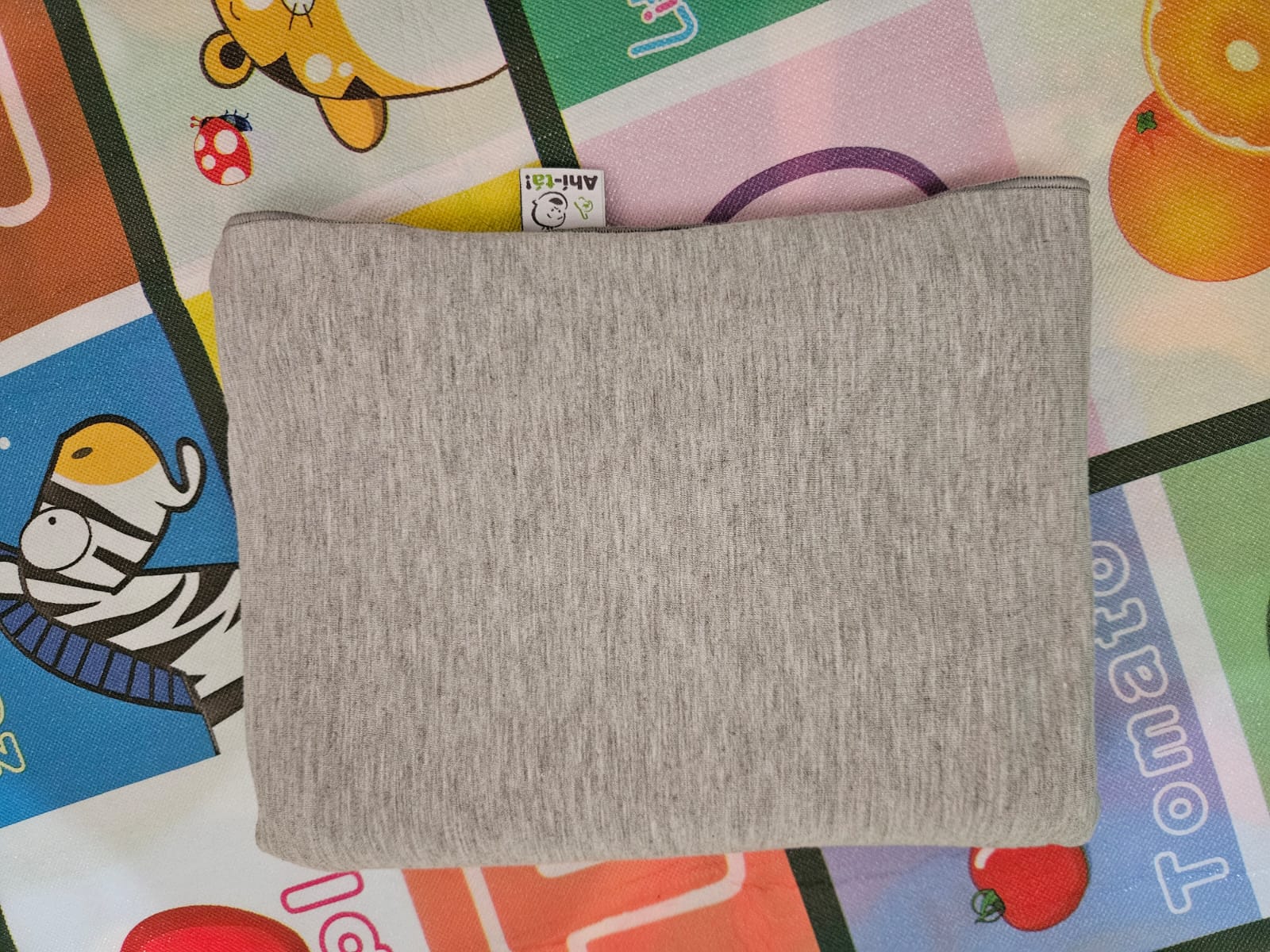 (#PG3592) Fular. Marca Ahí-Tá