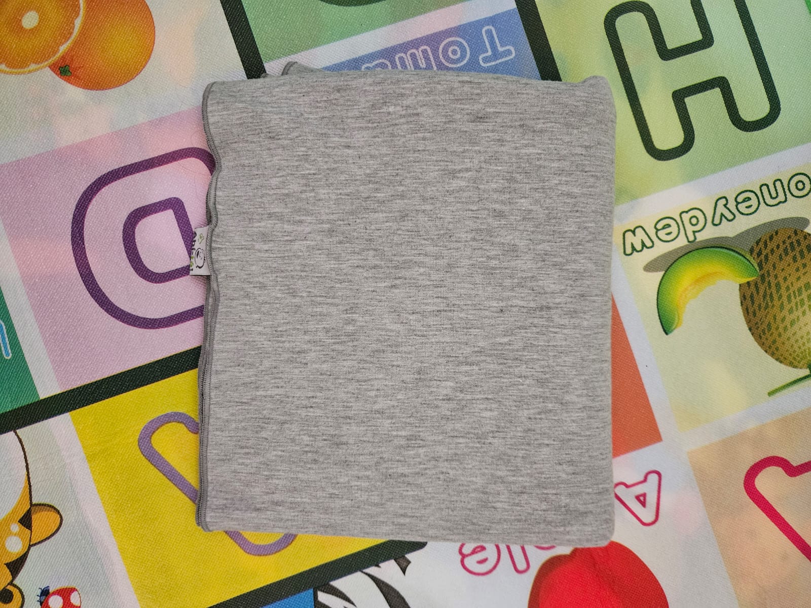 (#PG3592) Fular. Marca Ahí-Tá