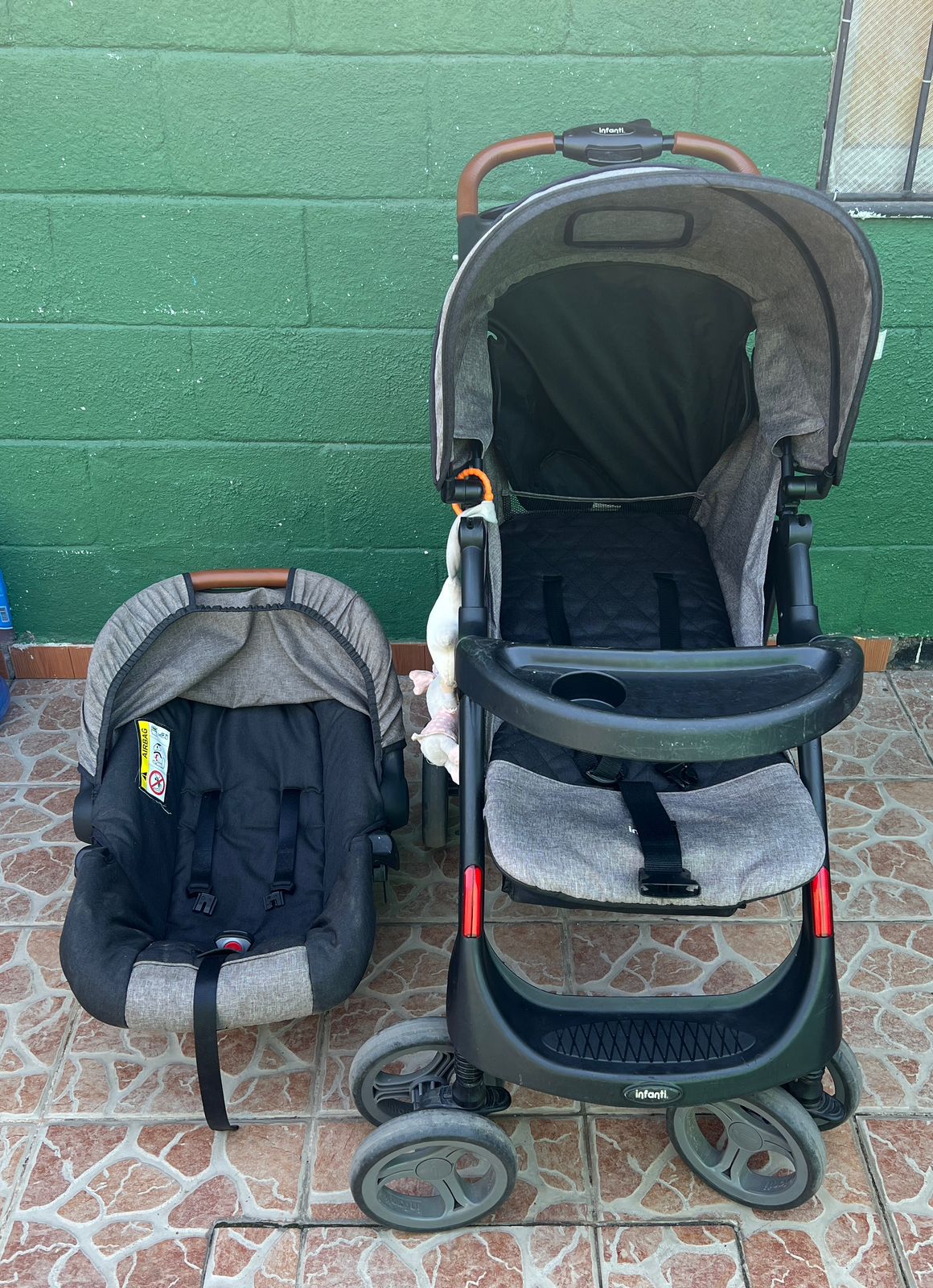 (#PG3618) Coche Travel System. Marca Infanti