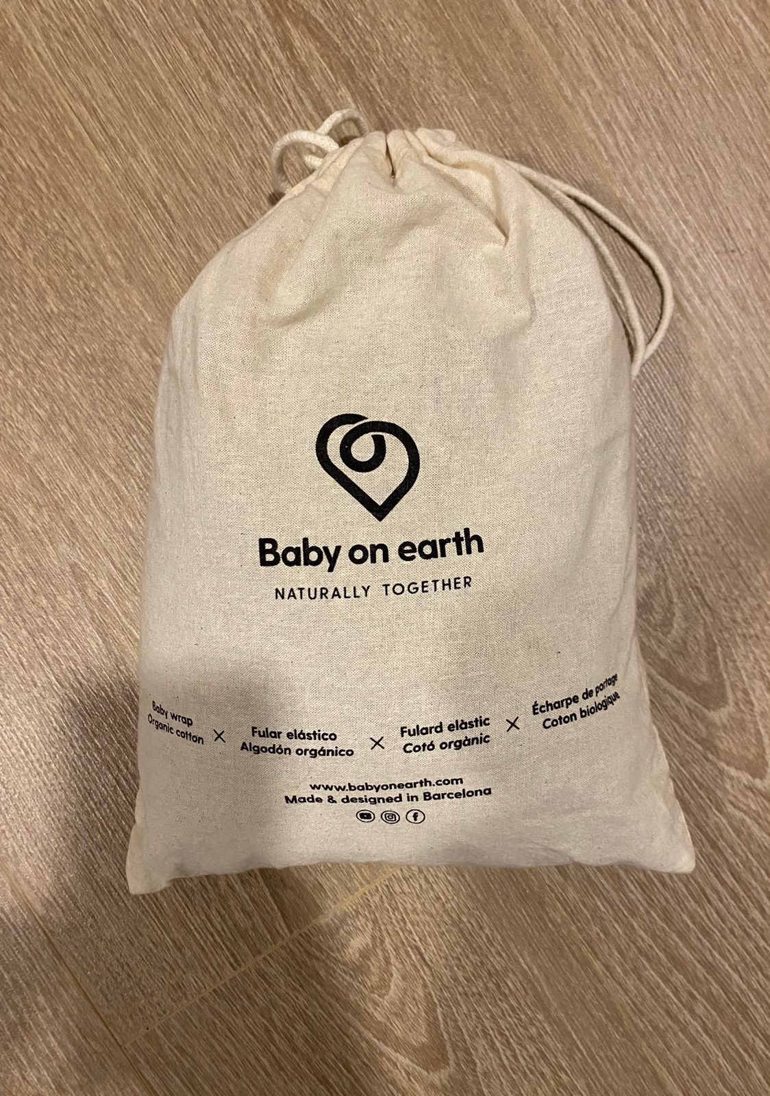 (#PG3633) Fular elasticado. Marca Baby on Earth