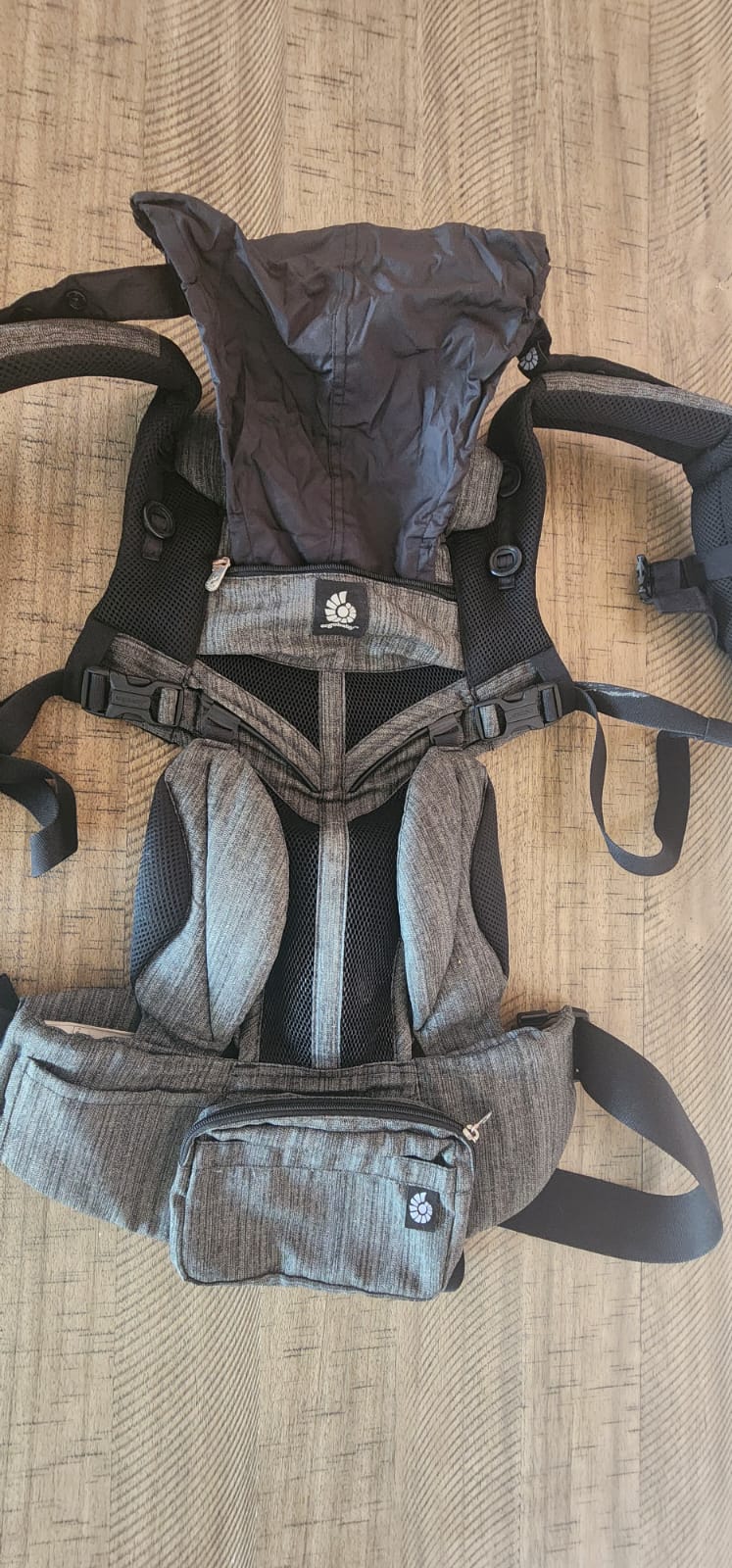 (#PG3652) Portabebé. Marca Ergobaby