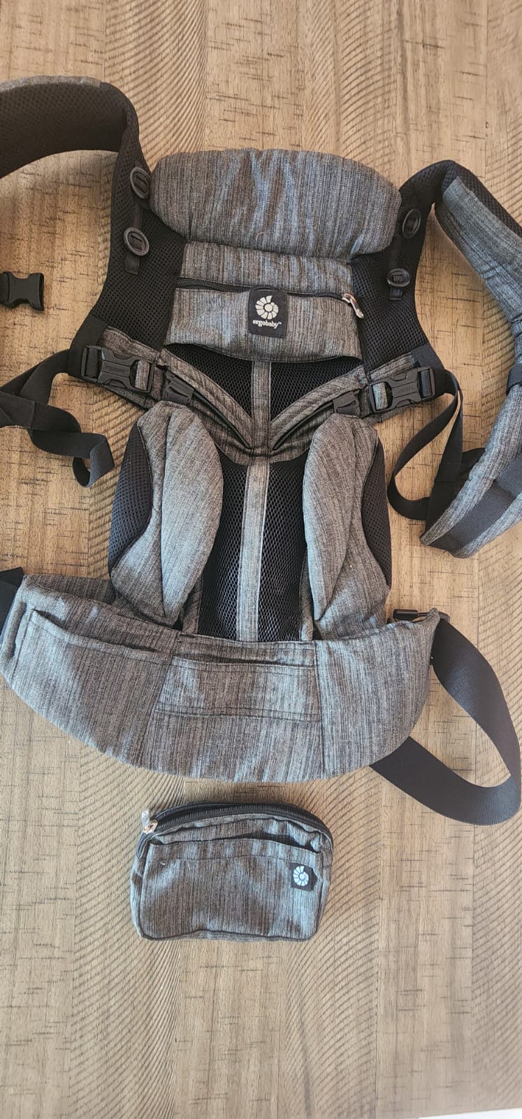 (#PG3652) Portabebé. Marca Ergobaby