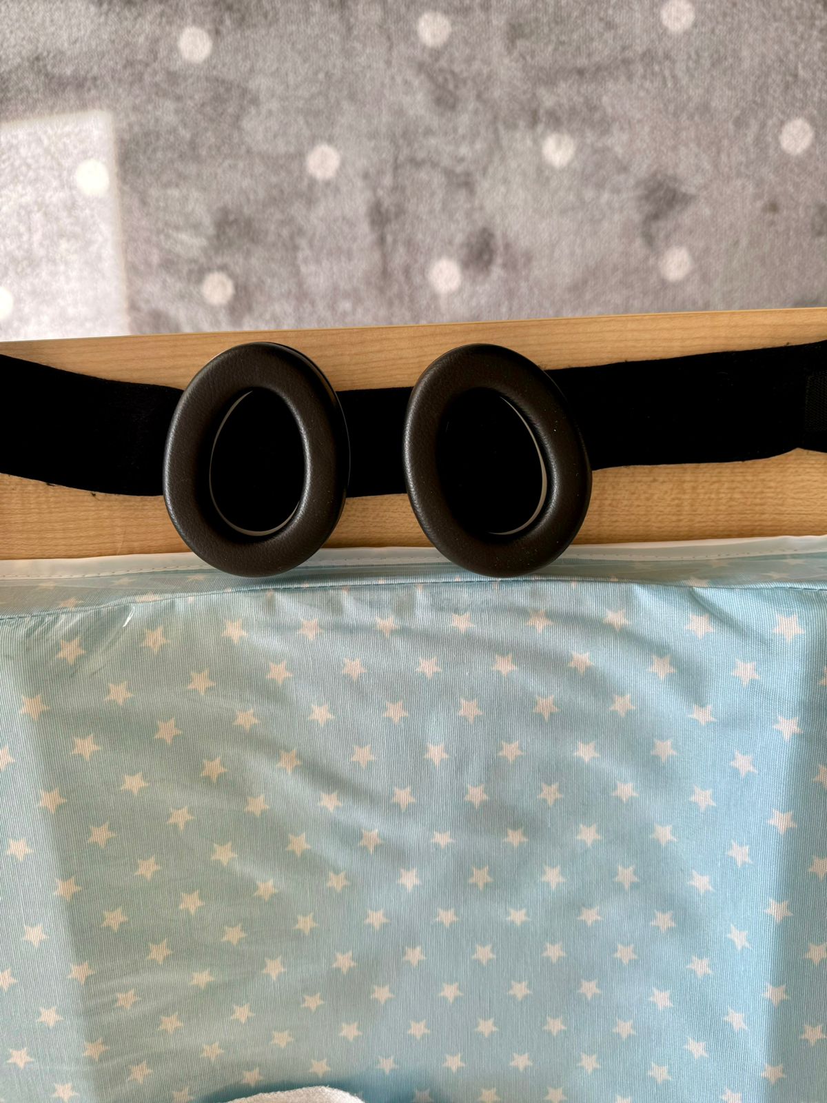 (#PG3683) Protector de oídos. Marca Mommys Helper